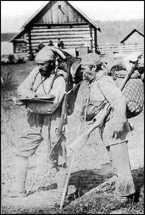  Imagen de archivo de los verdaderos Valdimir y Dersu 