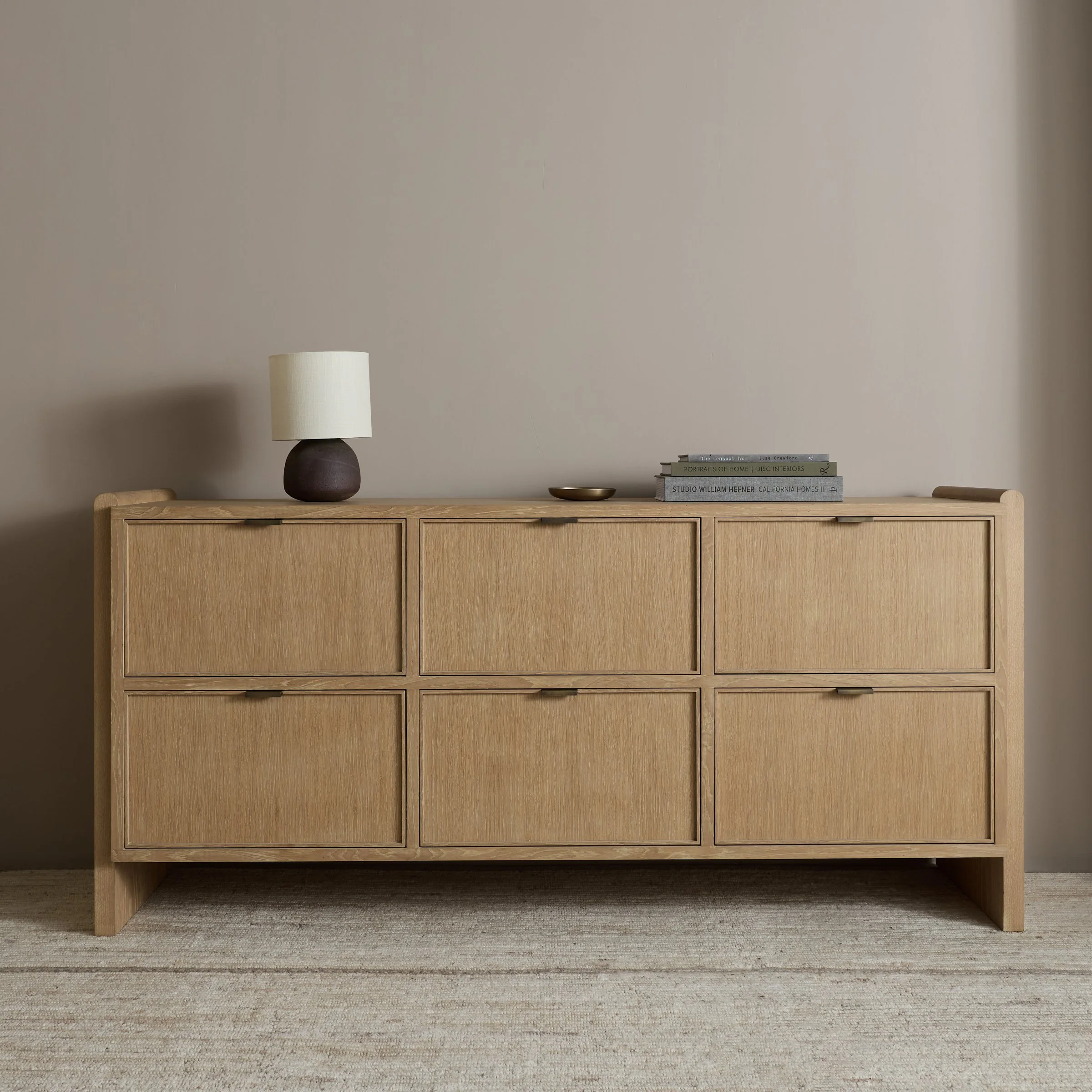 Disc_6.2.26_Jin-Dresser_1000.jpg