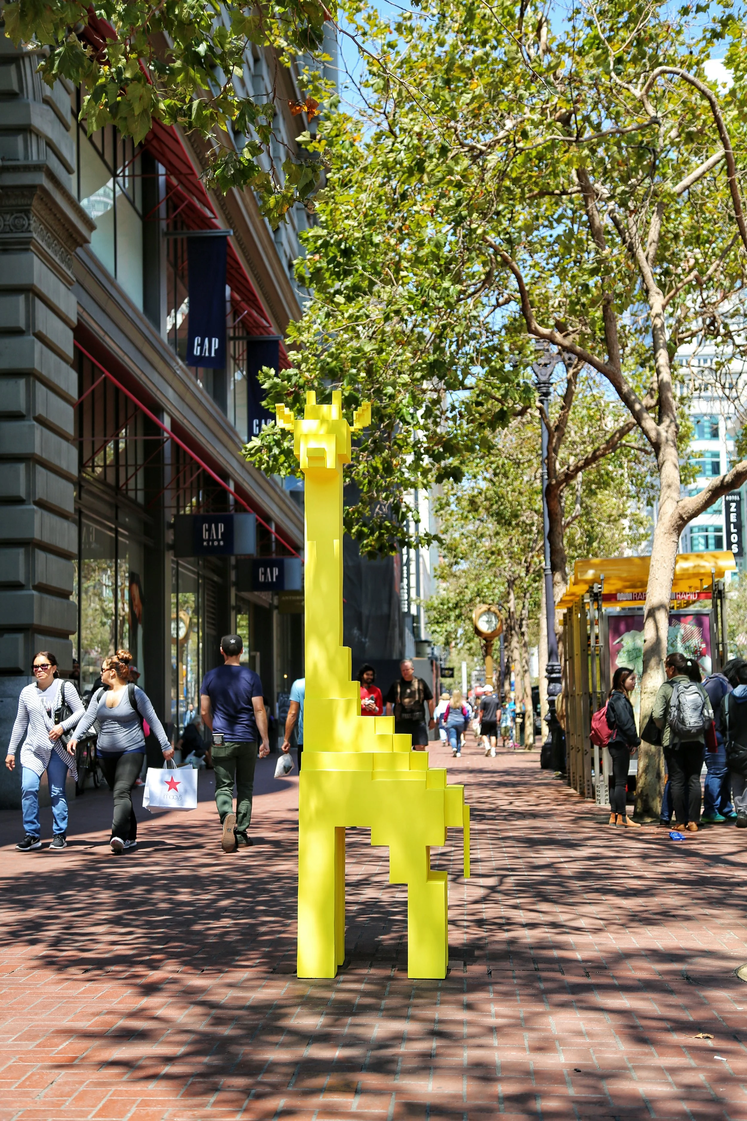 Yellow Giraffe 09.jpeg