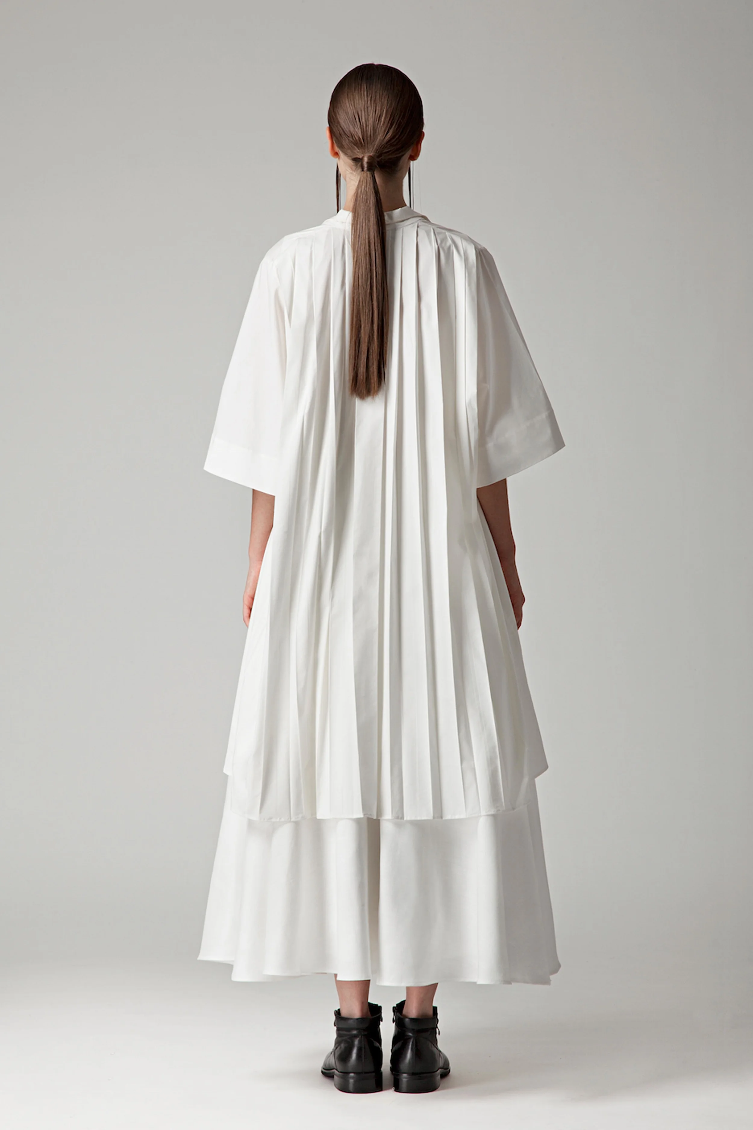 MaxTanLook04.jpg