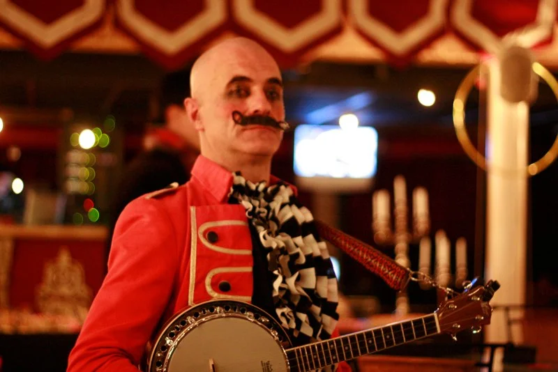 AMFIVIA FOR PRIVALIA