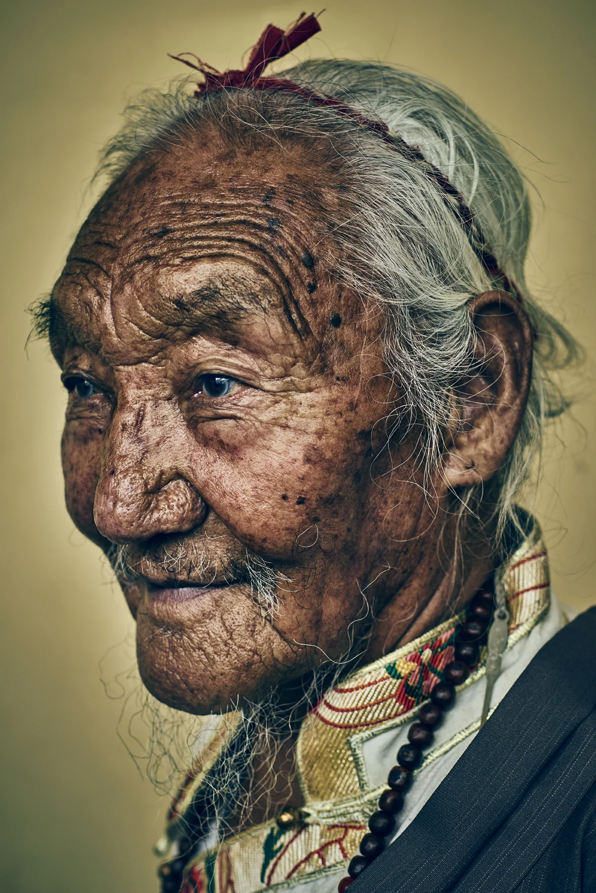 Portrait_D1_C2_079.jpg