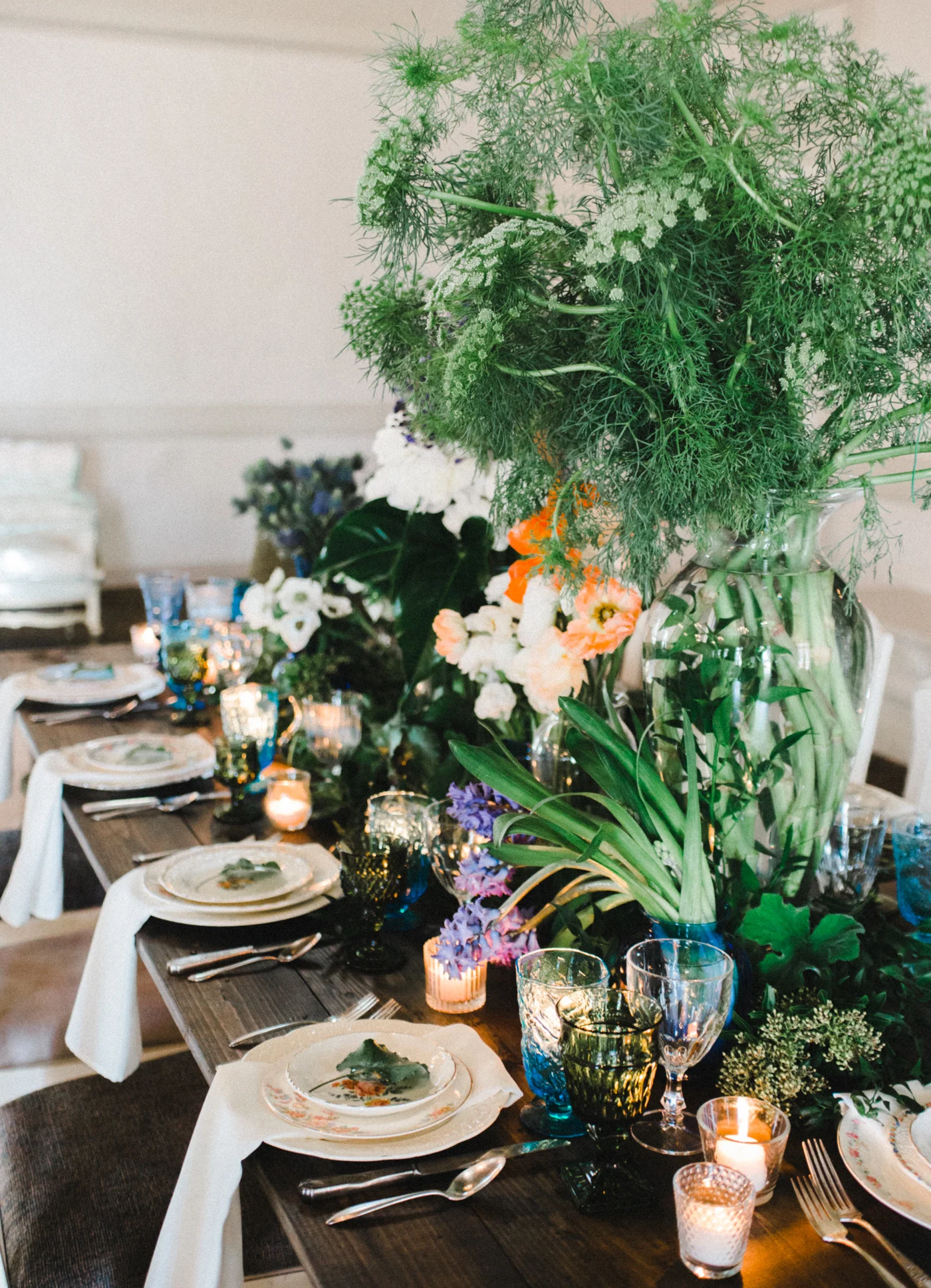 MeghanElise Photography - Vintage Botanical Wedding Inspiration - 7M8A4471.jpg