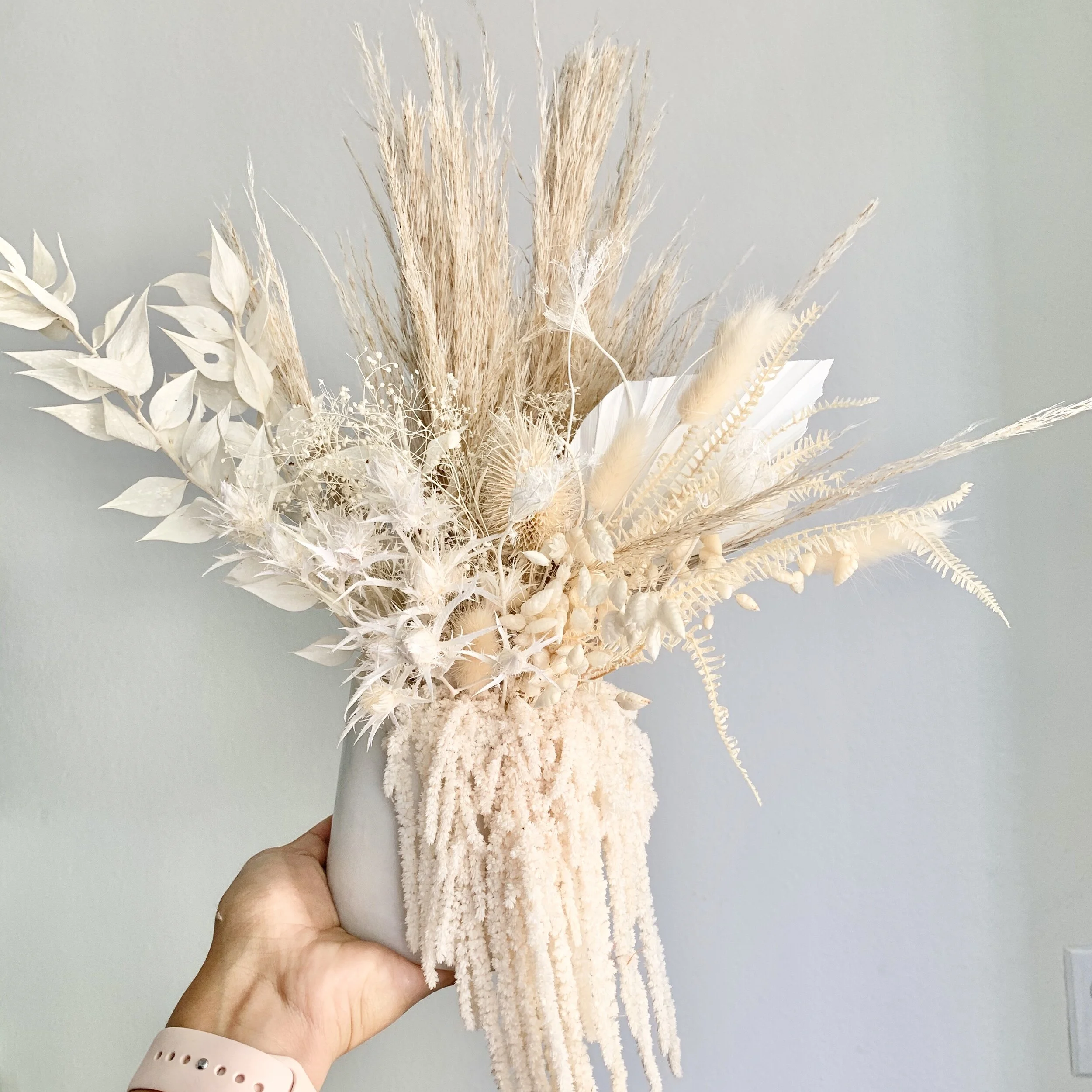 White/Neutral Dried Floral - Marble Vase