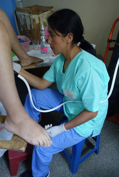 Imelda became the first midwife in Guatemala to become certified in cryotherapy.