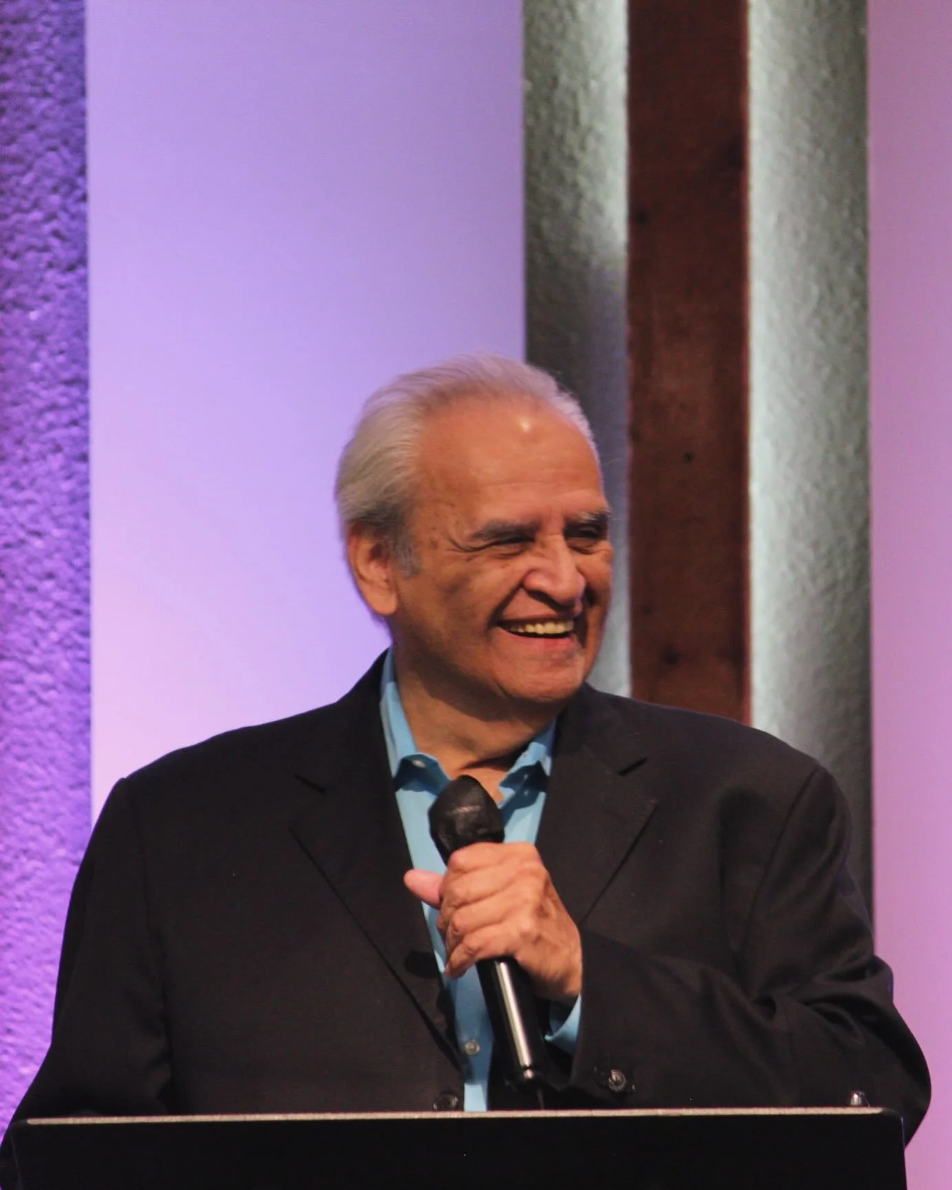 PRAISING THROUGH THE MIDNIGHT HOUR

Last Sunday, Reverend Lamas delivered a powerful message reminding us that even in our darkest hours, there is still a reason to praise!

No matter what season you&rsquo;re walking through, don&rsquo;t let your cir