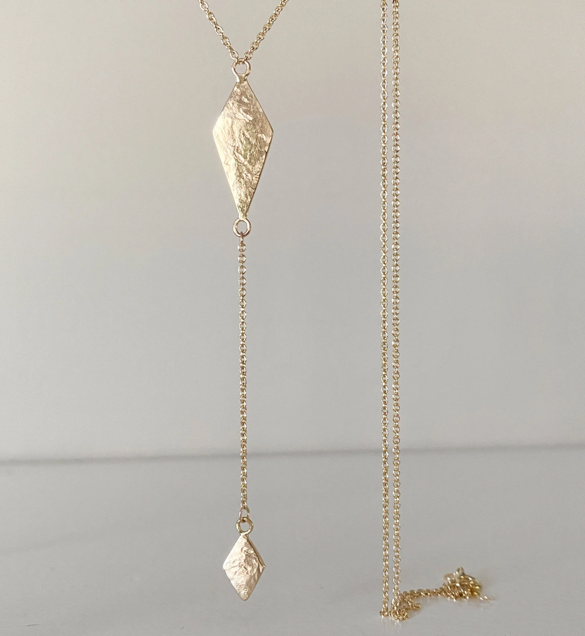 B4757728-5F46-4D71-8144-78289638D309