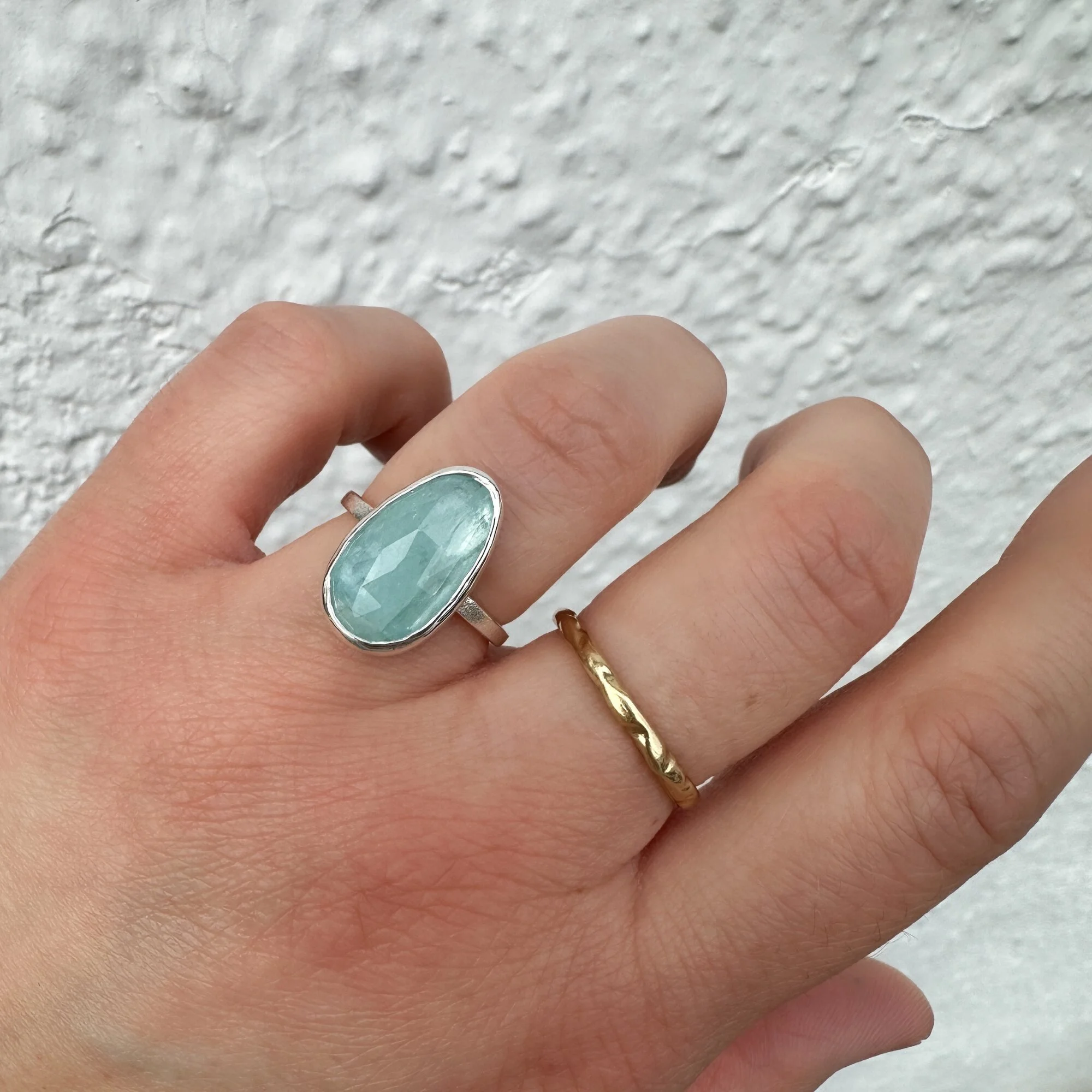 rosecut aquamarine ring