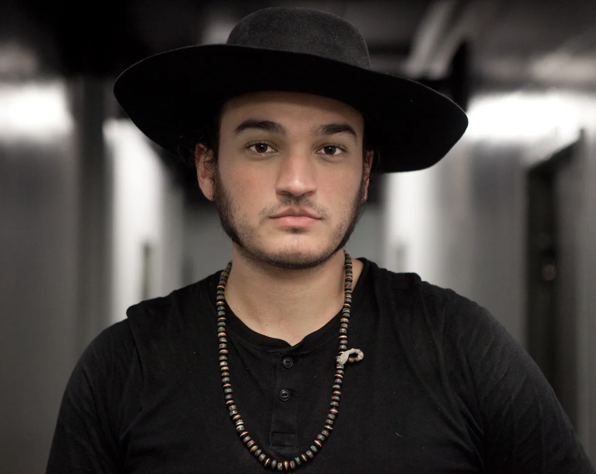 _MG_9881-3a cropped.jpg