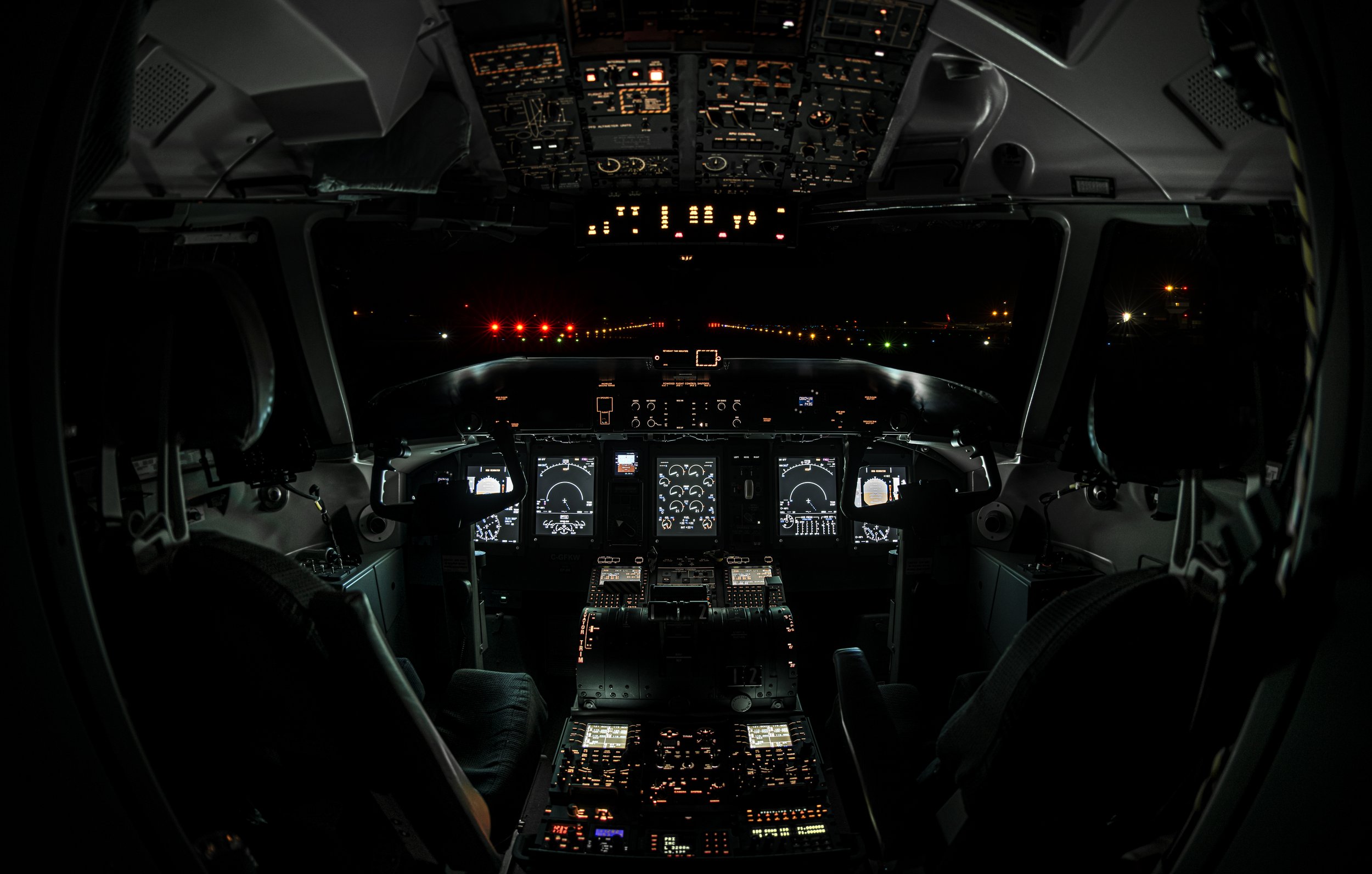 Dash 8-400 Cockpit