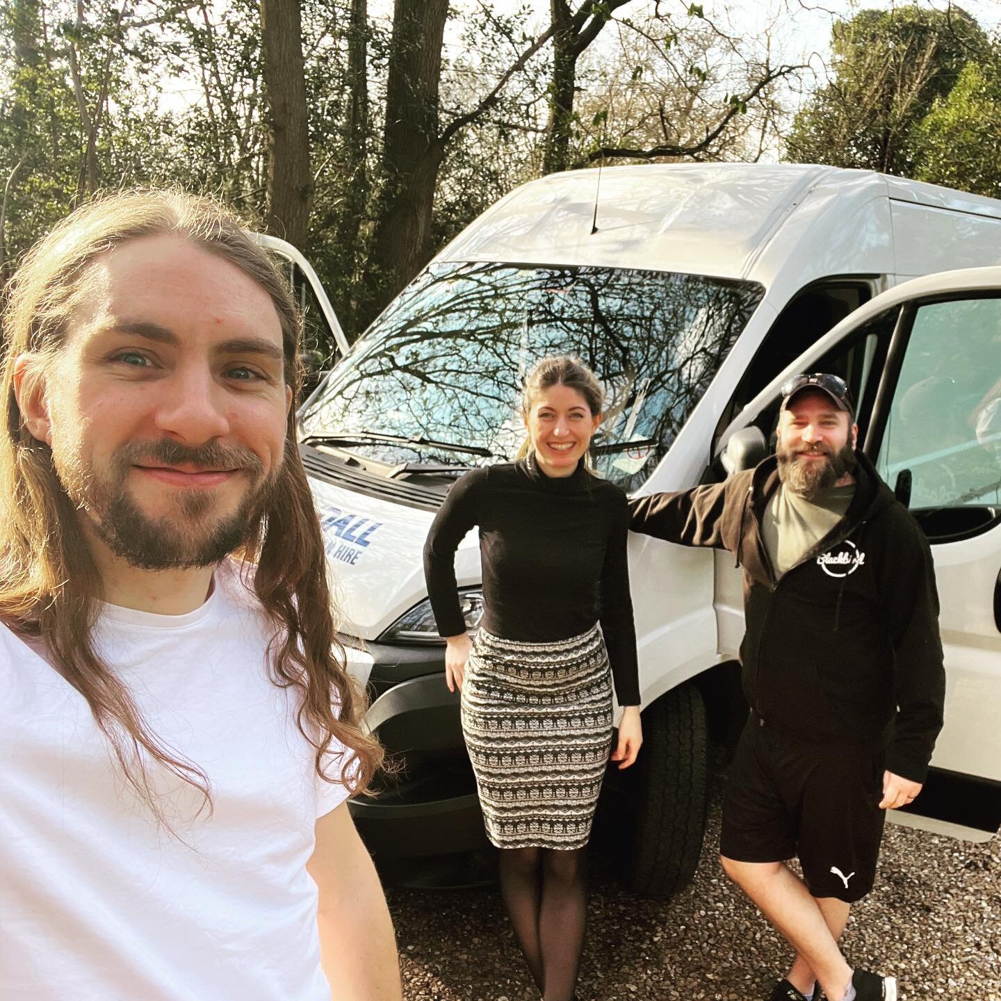 Van life! 🚐 @kendallcars50 always look after us with van rentals on gig days. Having a van is so much easier than taking multiple cars full of gear! Shout out to our drummer @den_sewell, Tetris master, who always manages to fit everything in 👏
&bul
