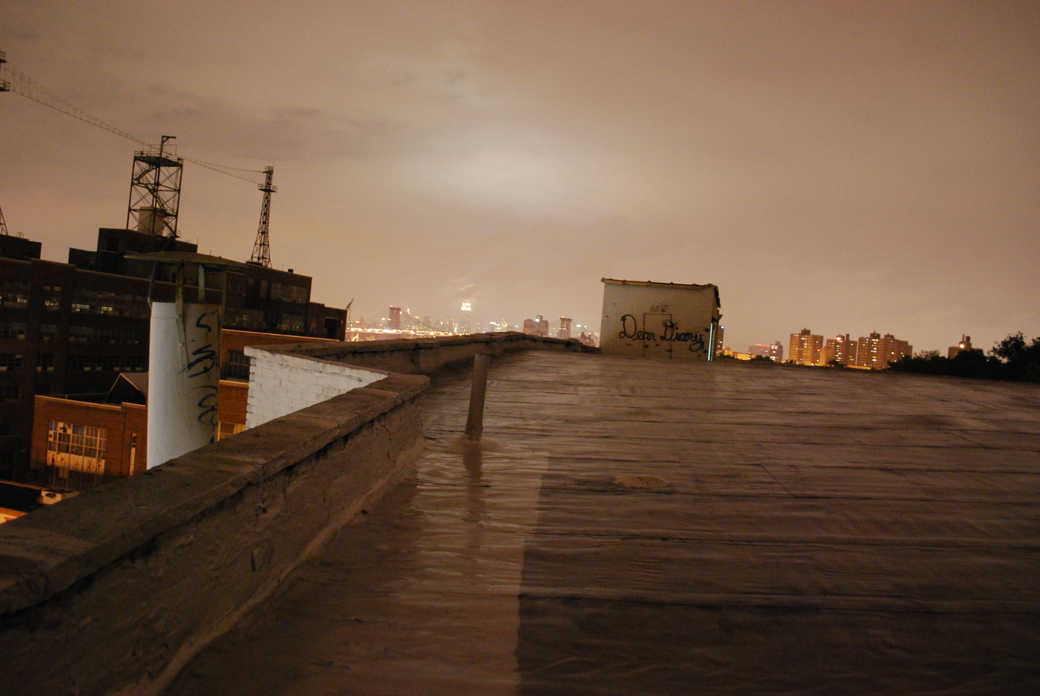Studio rooftop, 248 Flushing 