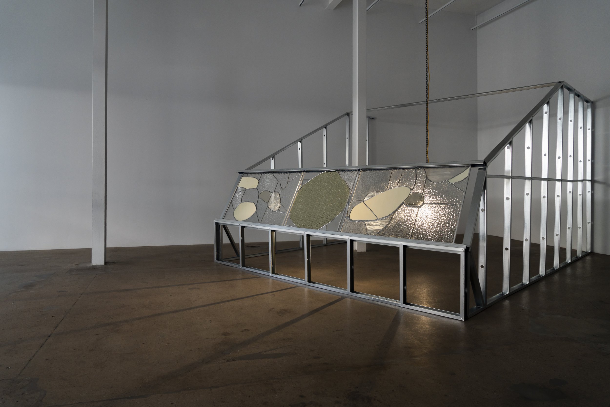 Collaborative exhibition with Dana Lawrie First in a series of iterative projects that – through collaborative practices – aim to build a houseboat. This extended project will be brought to bear using a skill-sharing methodology, engaging with