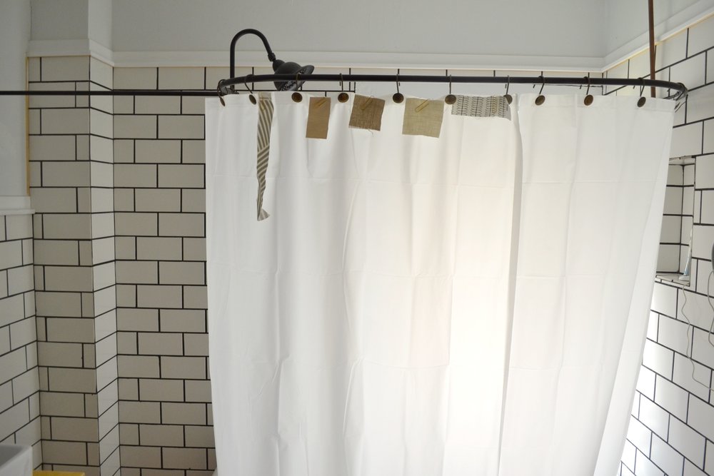 A Diy Clawfoot Tub Shower Curtain For, How To Make A Shower Curtain For Clawfoot Tub