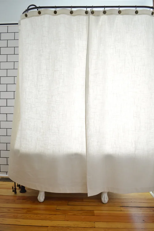 A Diy Clawfoot Tub Shower Curtain For Your Clawfoot Tub Shower