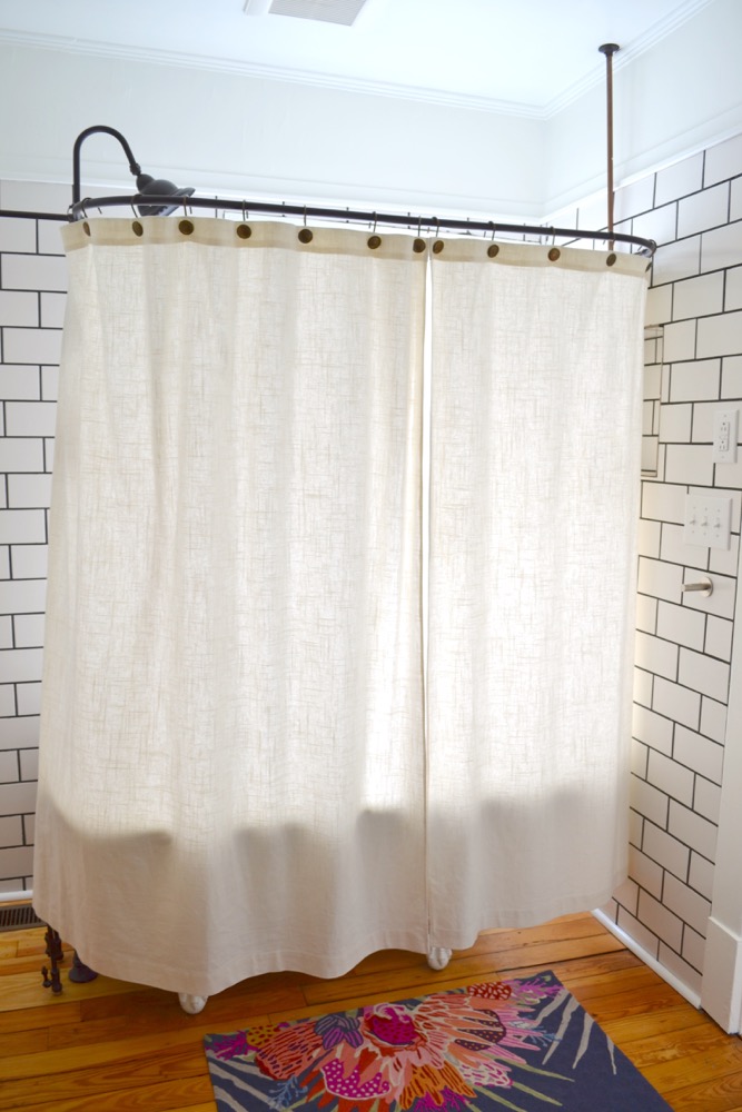 Clawfoot Tub Shower Sticking Problem, Diy Shower Curtain Rod For Clawfoot Tub