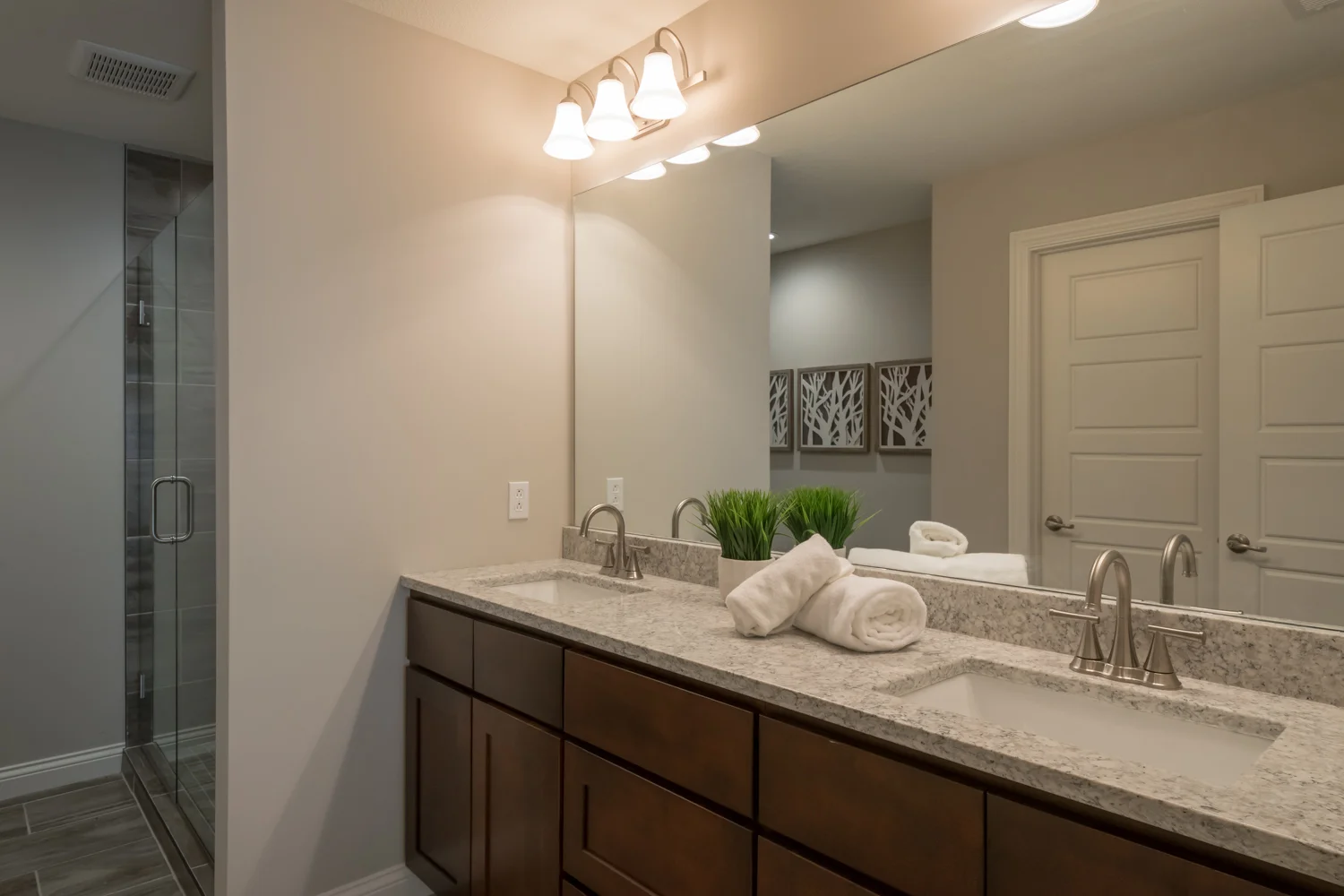 16053 Talladega Dr-14.jpg