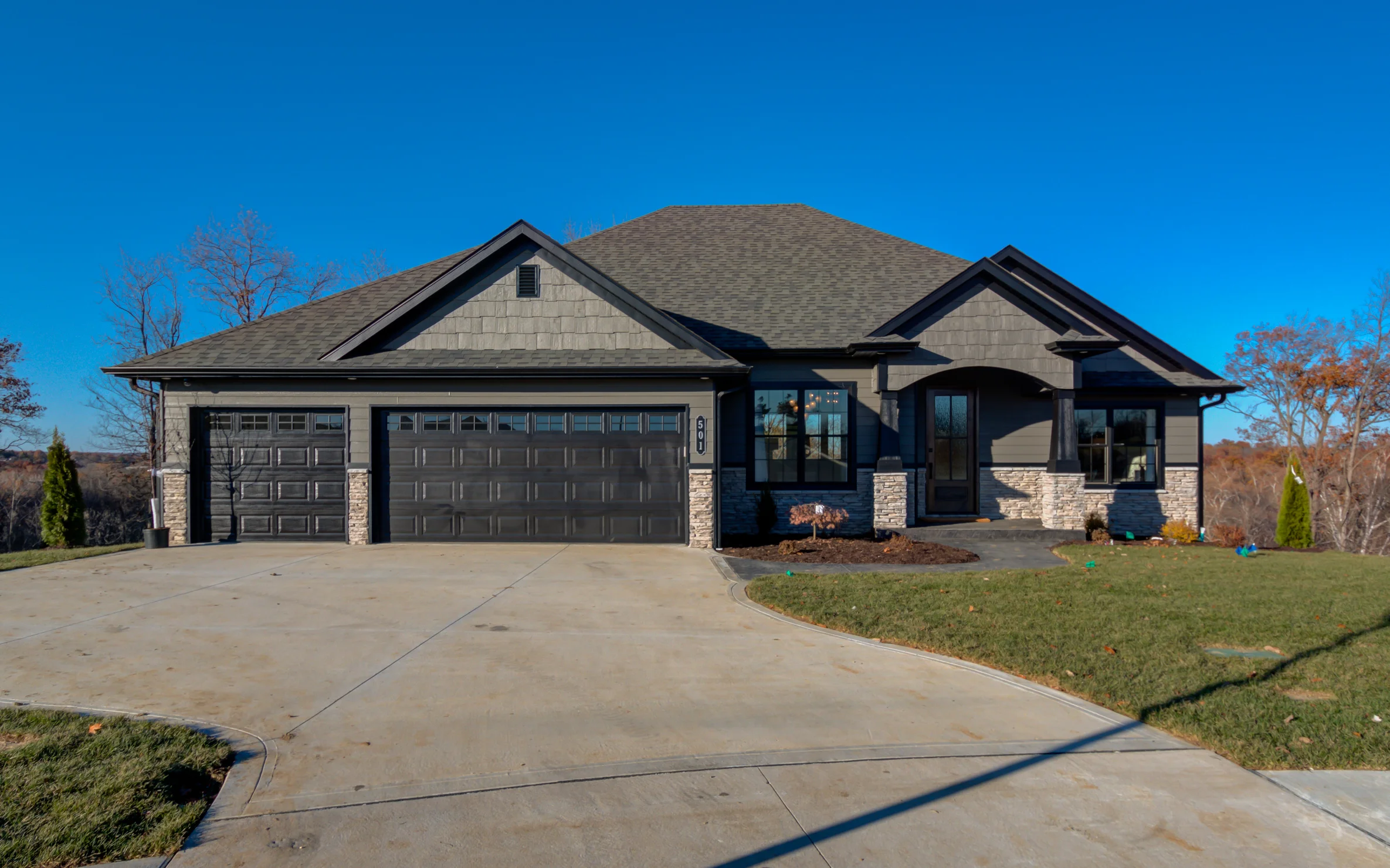 501 Red Feather Ct-1.jpg