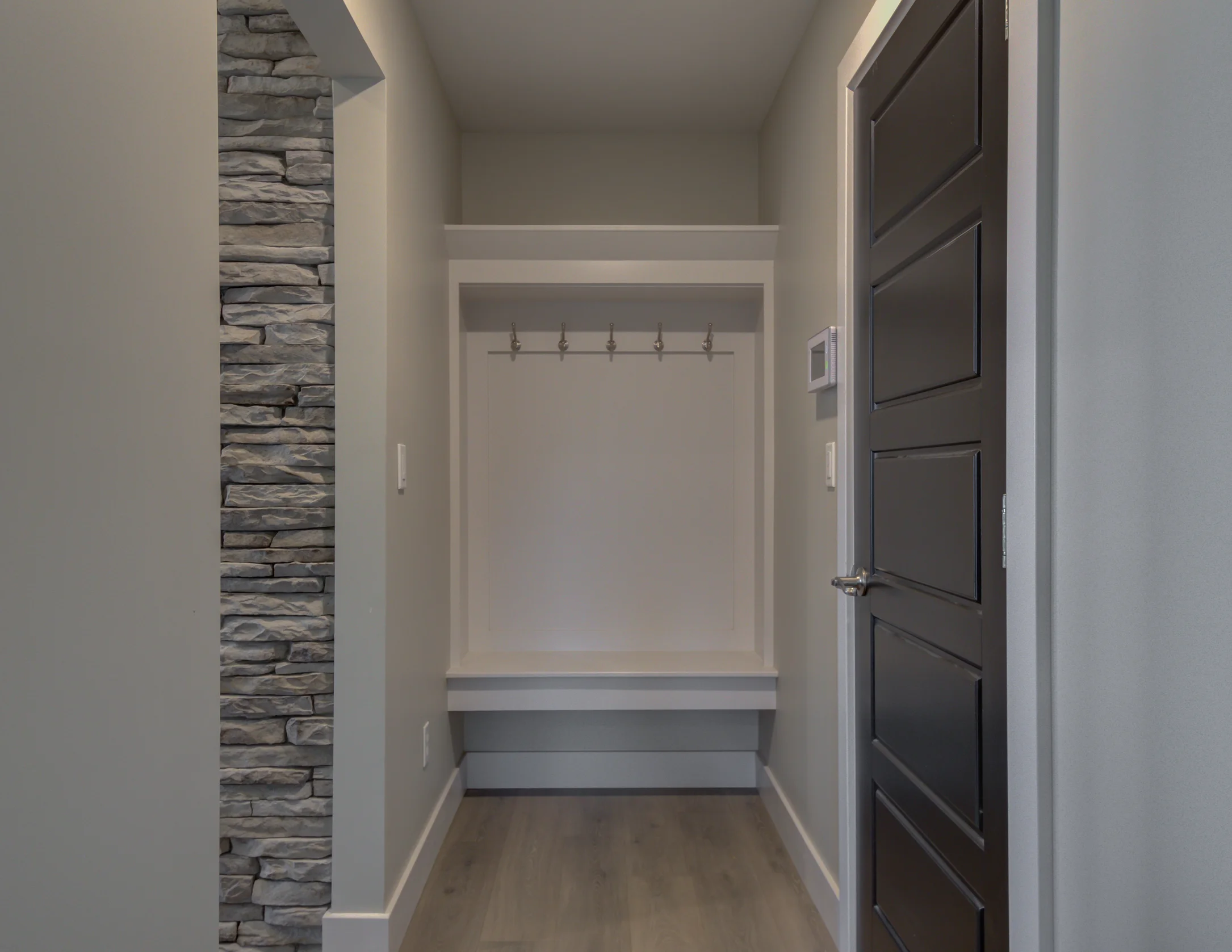 501 Red Feather Ct-64.jpg
