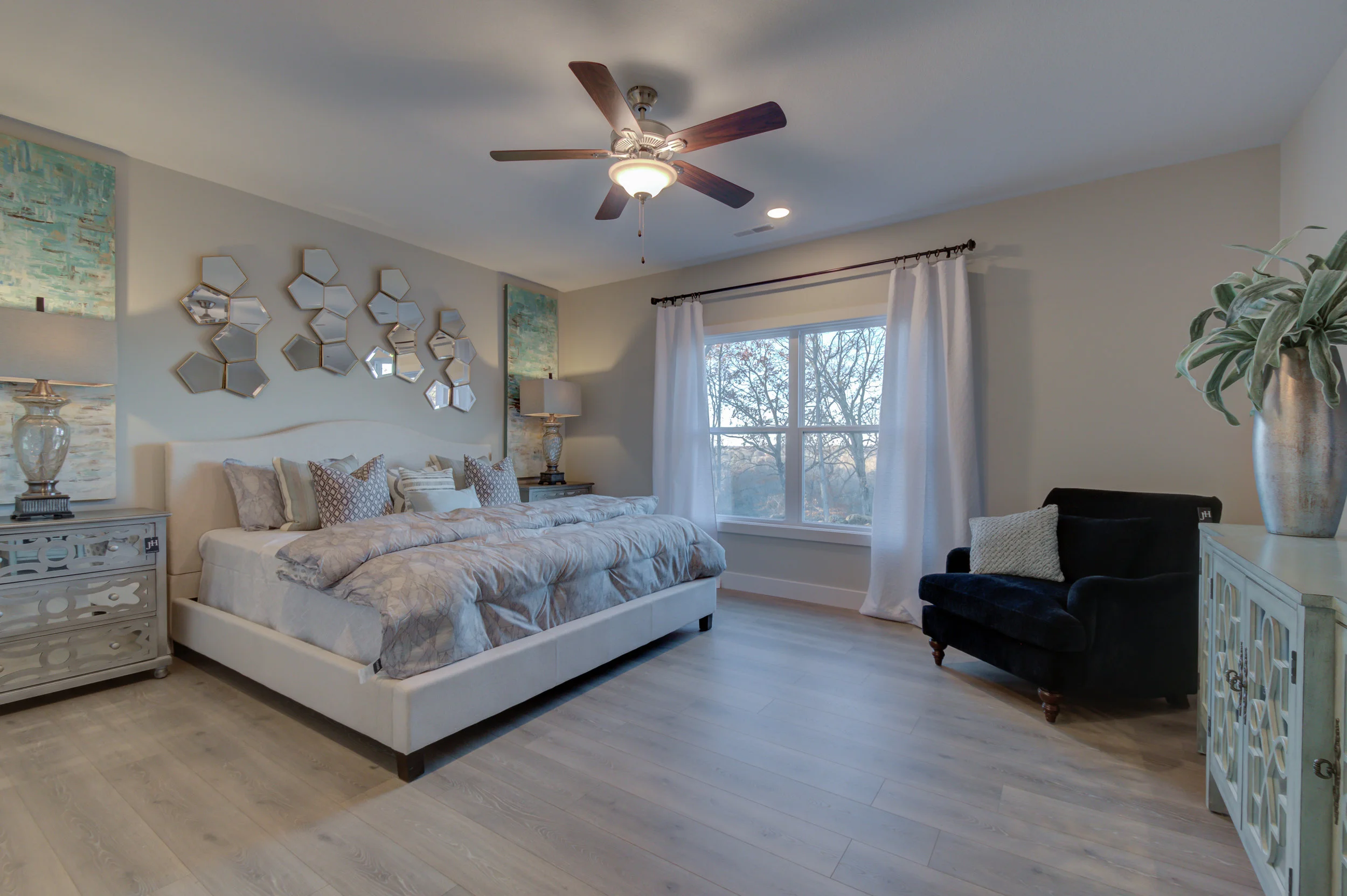 501 Red Feather Ct-109.jpg