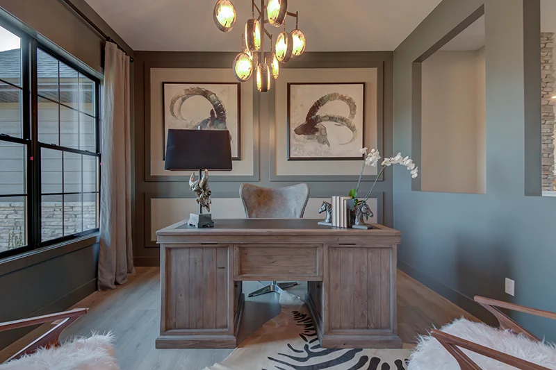 501 Red Feather Ct-7.jpg