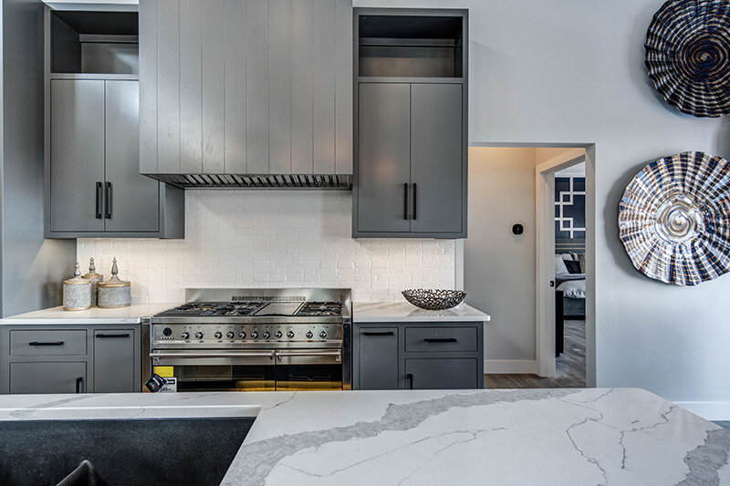 custom-home-grey-white-kitchen.jpg