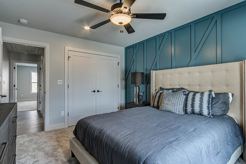 new-home-columbia-mo-guest-bedroom.jpg