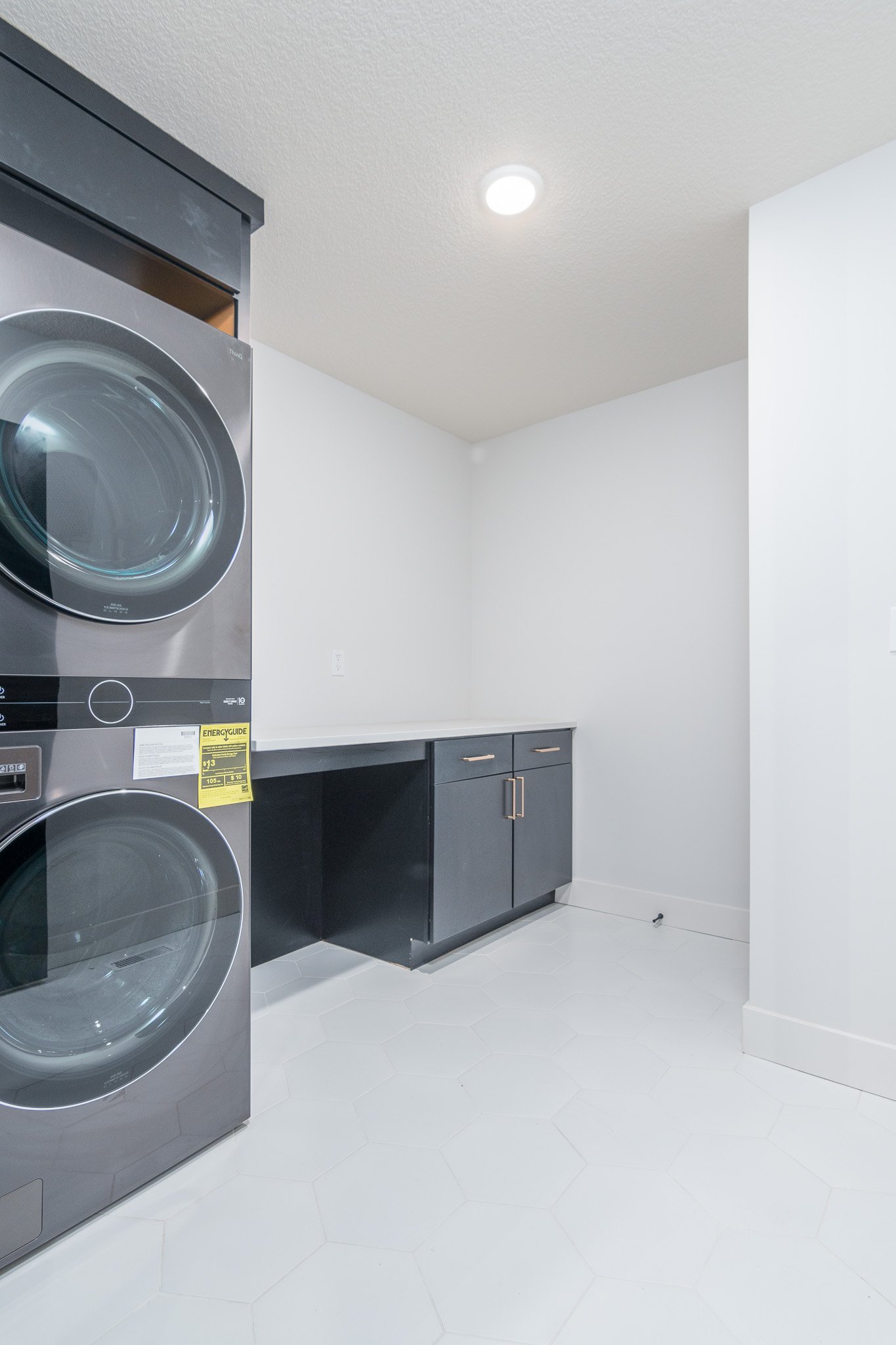 laundry-room-double-deck-washer-dryer.jpg