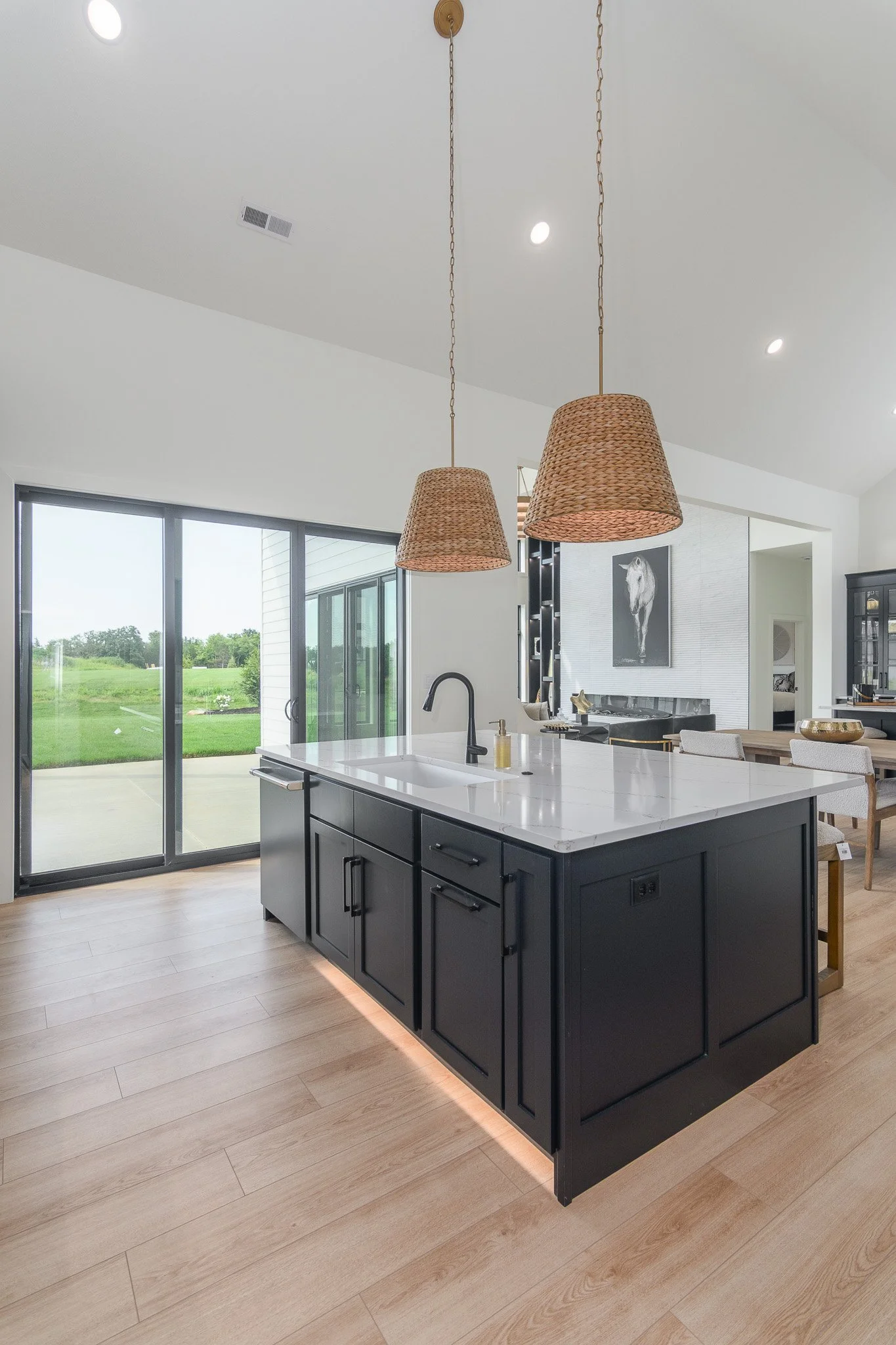 Luxury-Model-home-columbia-missouri-furniture-for-sale-now-tour-homes.jpg48.jpg