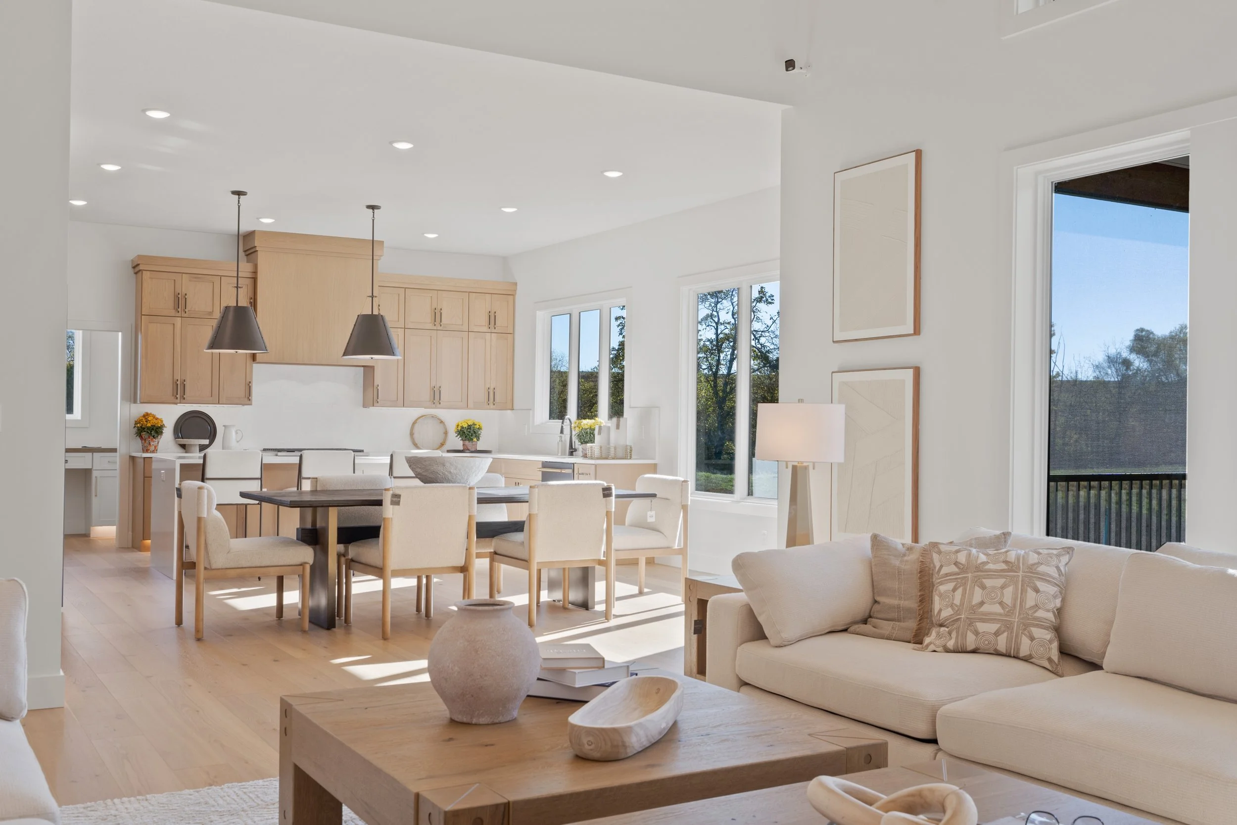 Kitchen:Living room luxury-home-builder-new-construction-columbia-MO.jpg