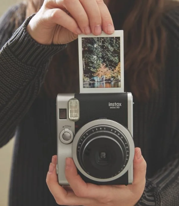 8c59cf451941bdb6401f3fe3ca50291d--old-cameras-polaroid-cameras.jpg