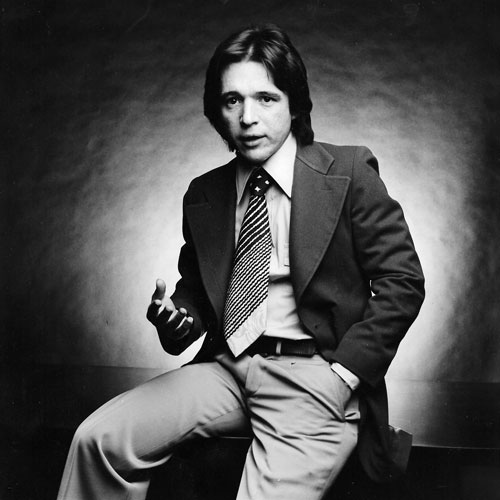 Black and white portrait of a young Reinhold Schwenk