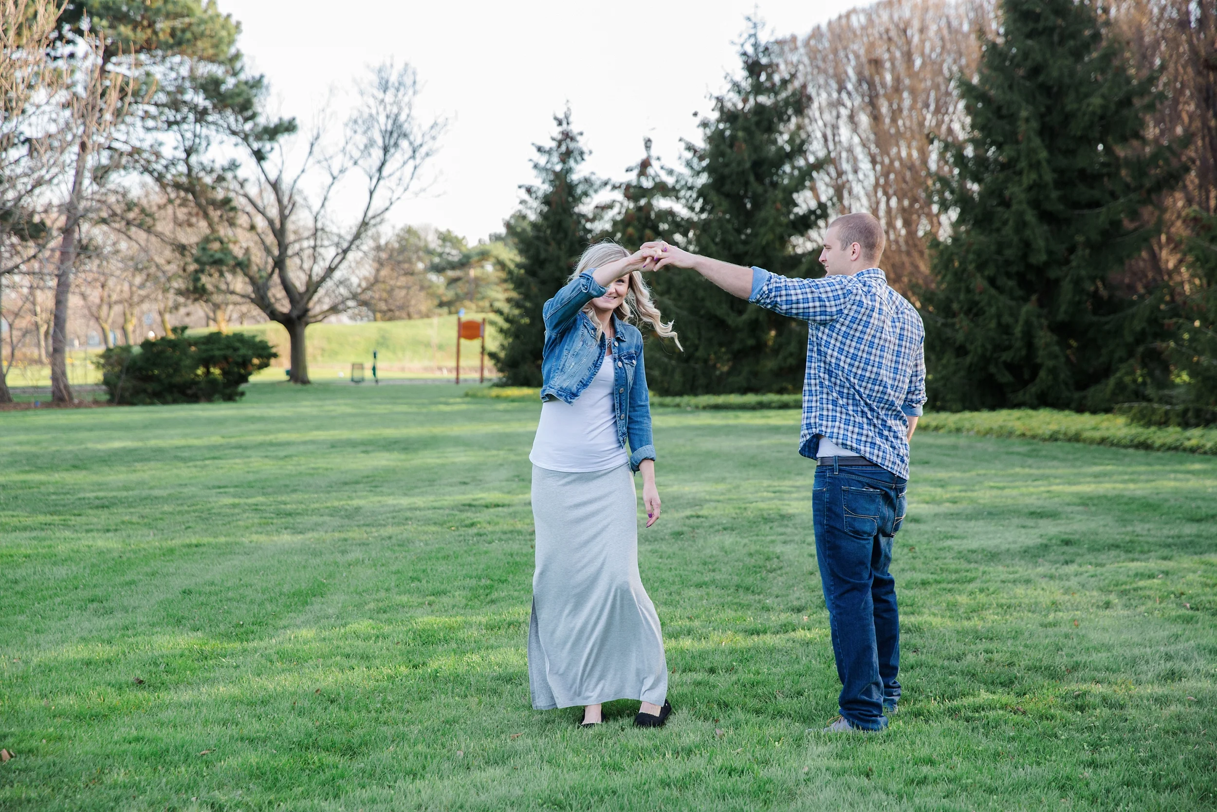 niagarabotanicalgardens-engagement_0035.jpg