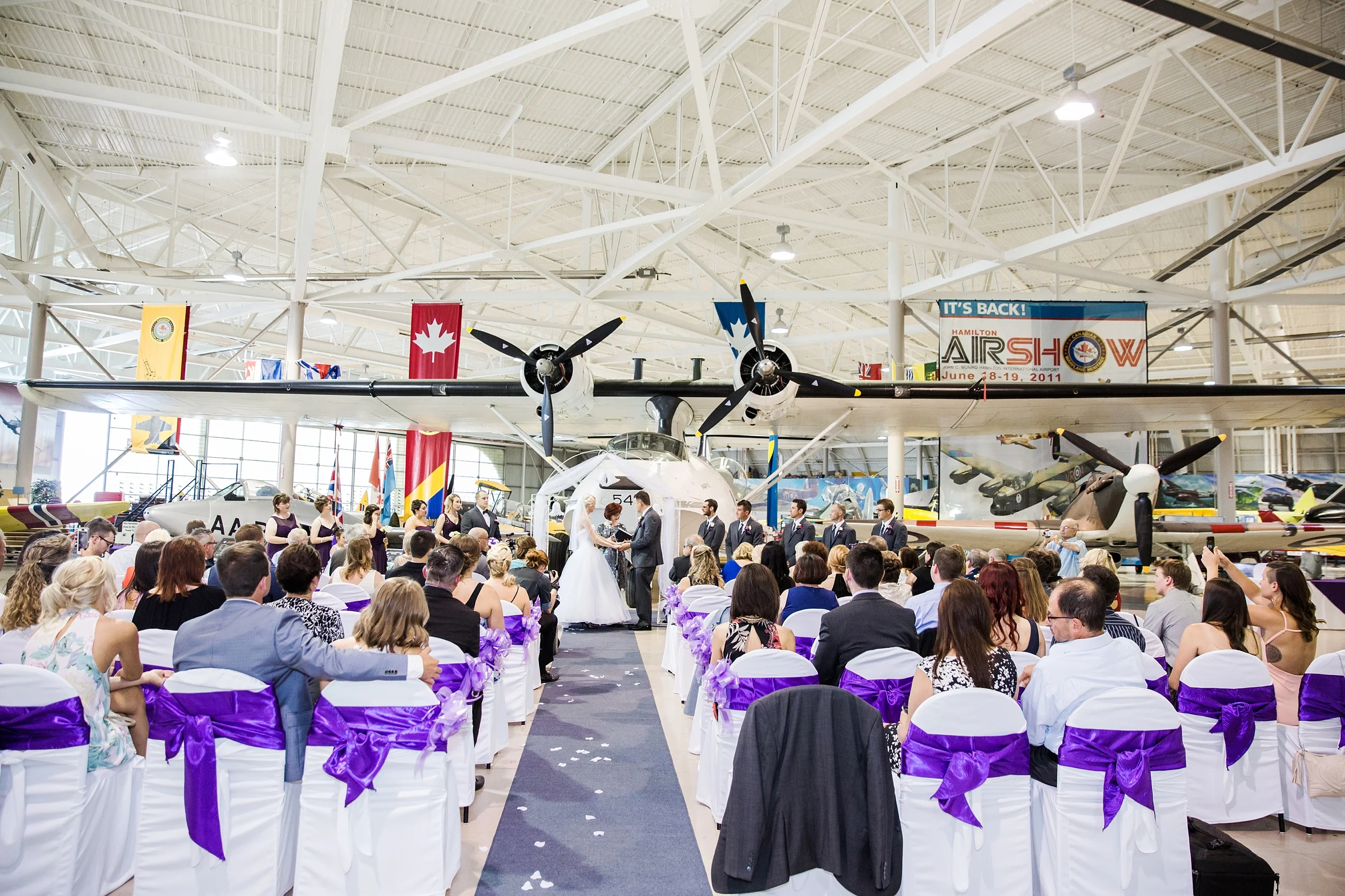 hamiltonwarplanemuseum-wedding_0025.jpg