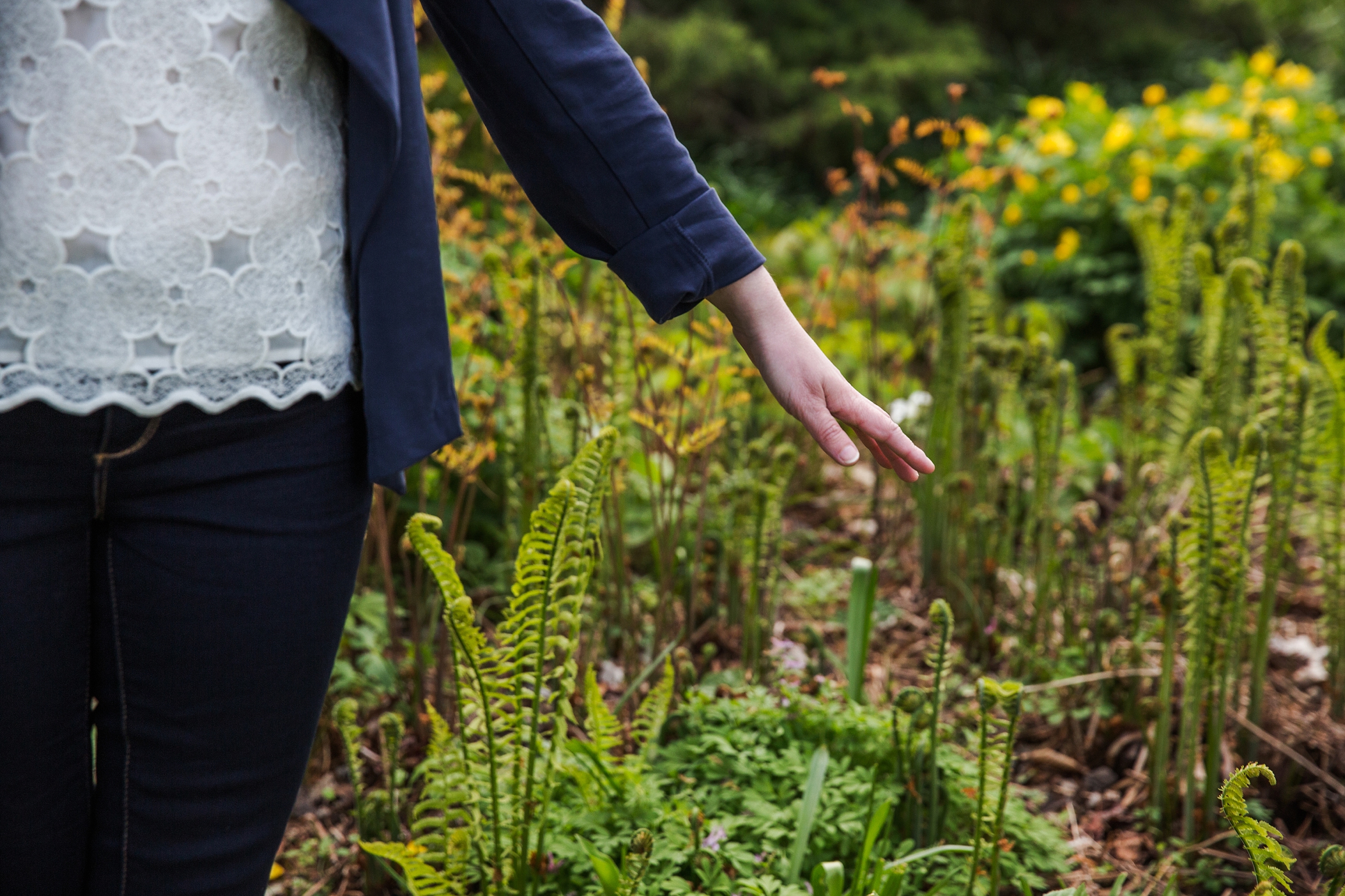 niagarafallsbotanical gardens-engagement_0026.jpg