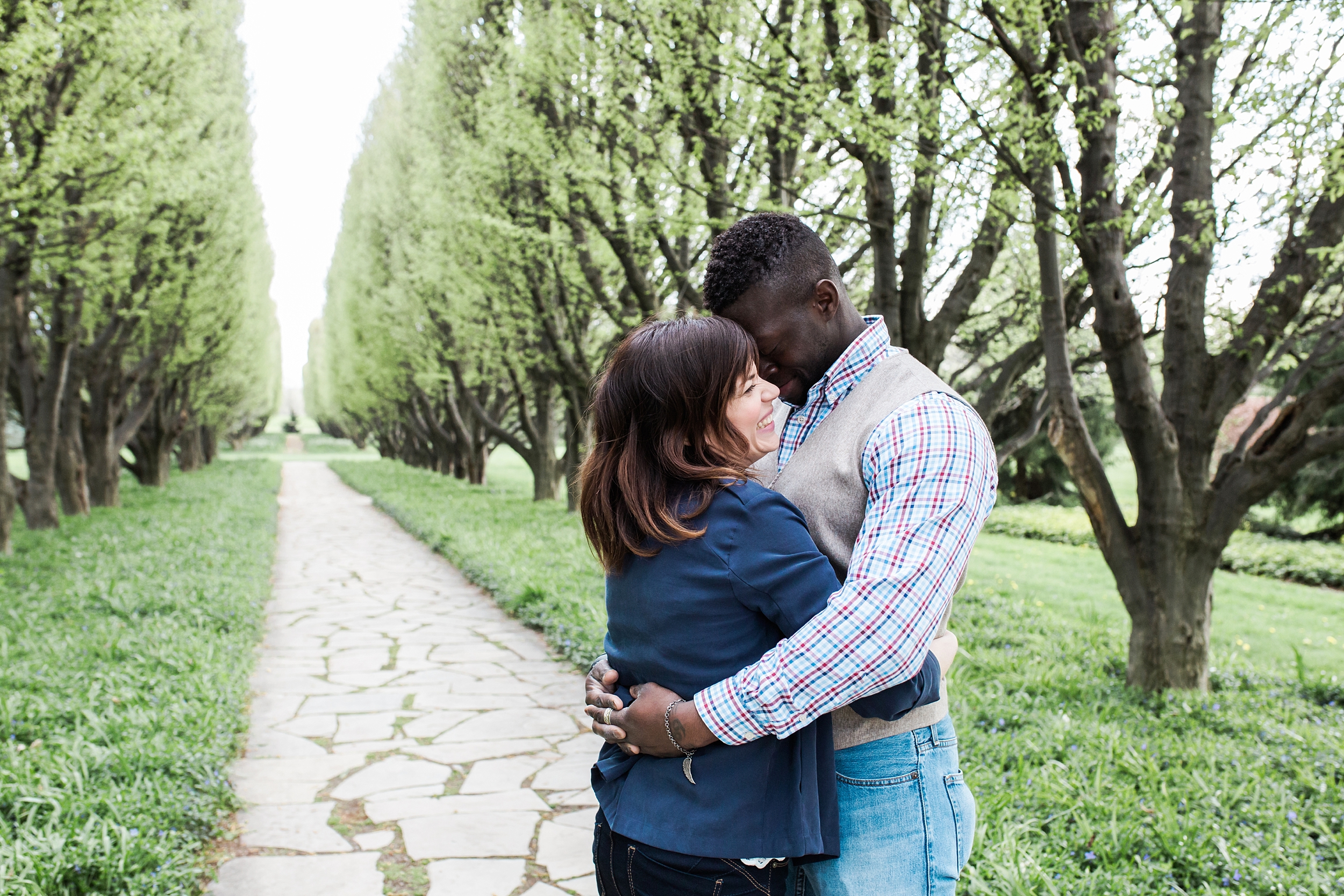 niagarafallsbotanical gardens-engagement_0014.jpg