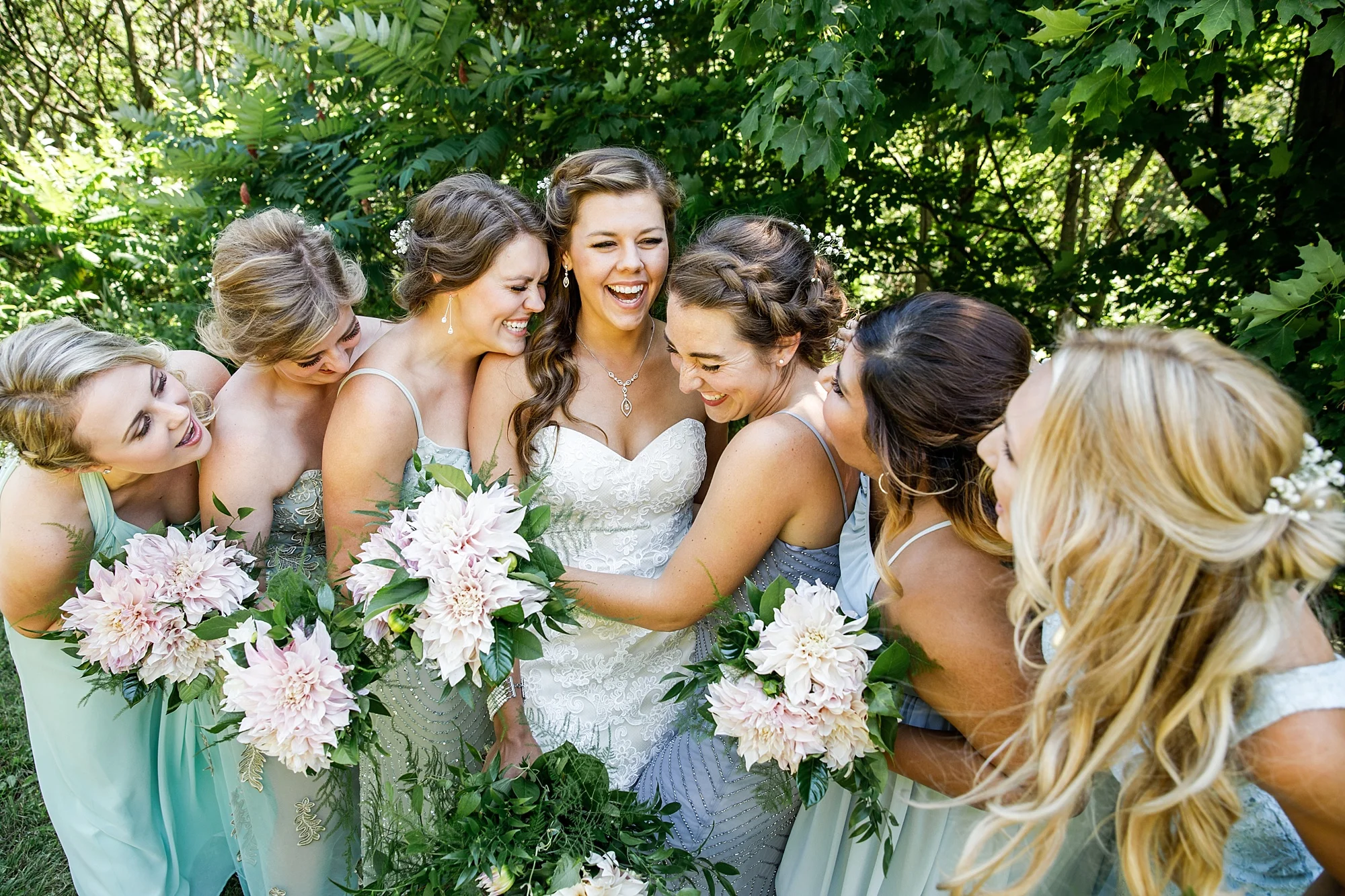 niagaraonthelake-backyardwedding_0026.jpg