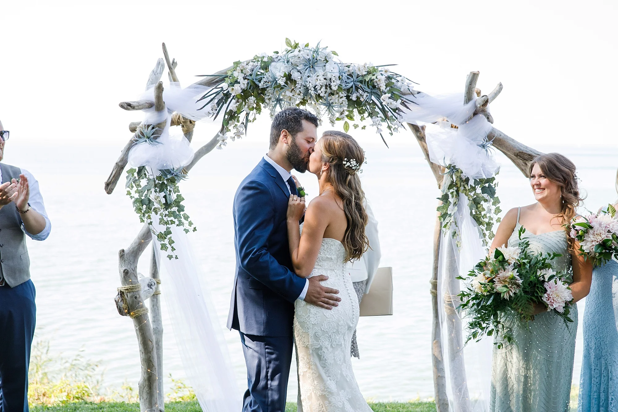 niagaraonthelake-backyardwedding_0053.jpg