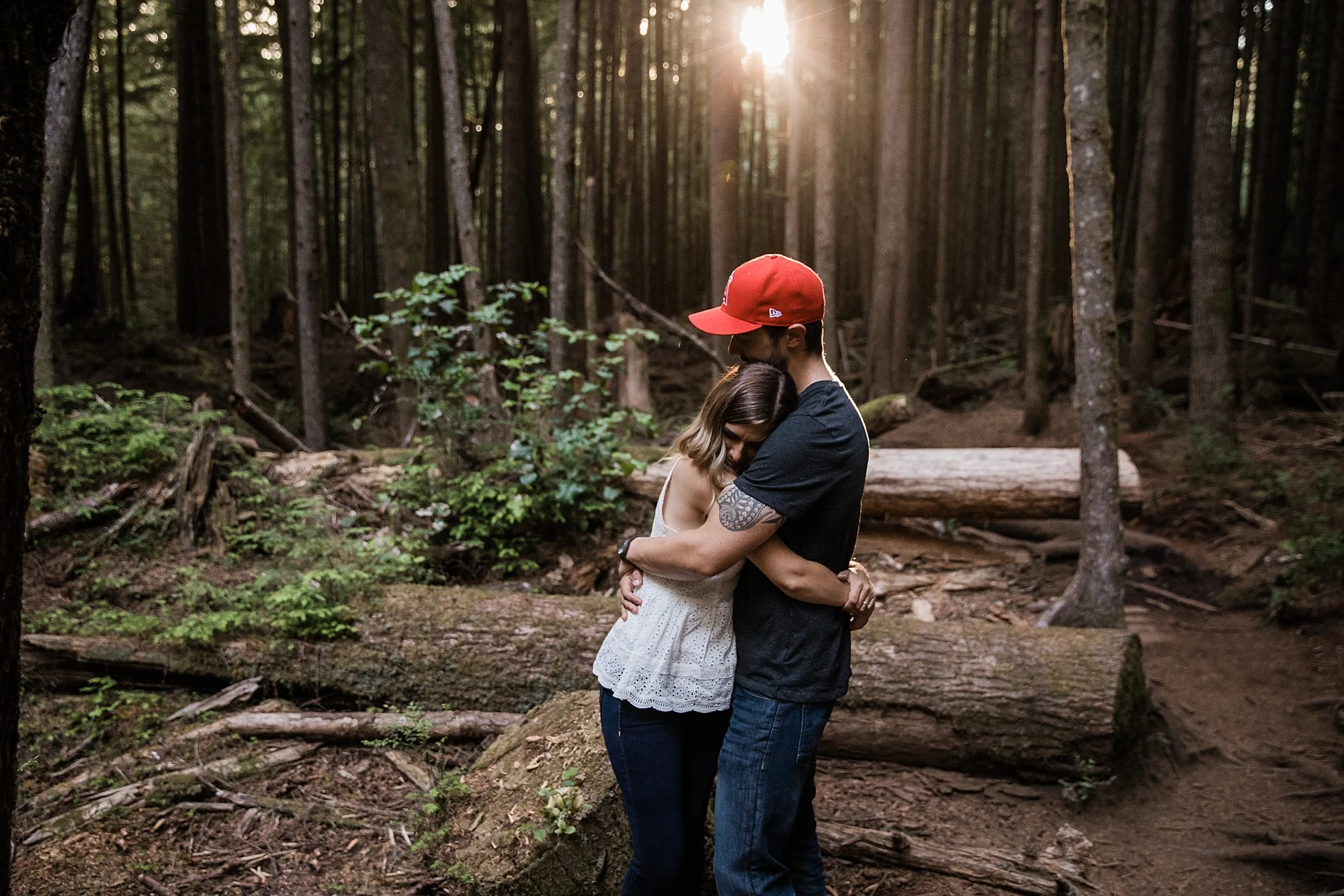 mysticbeachengagement_0002.jpg