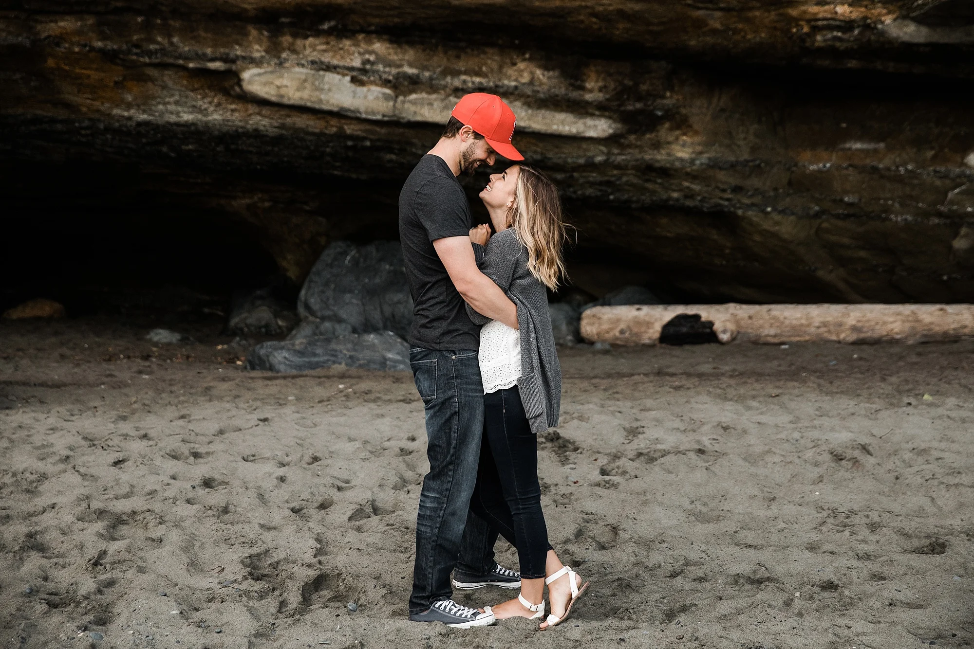 mysticbeachengagement_0018.jpg