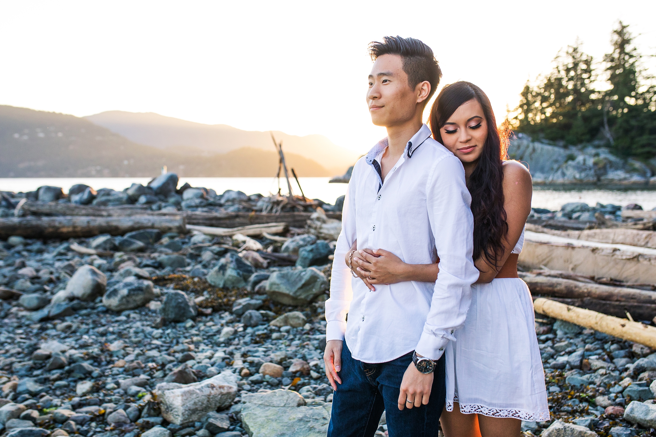 whytecliffpark-engagement_0001.jpg