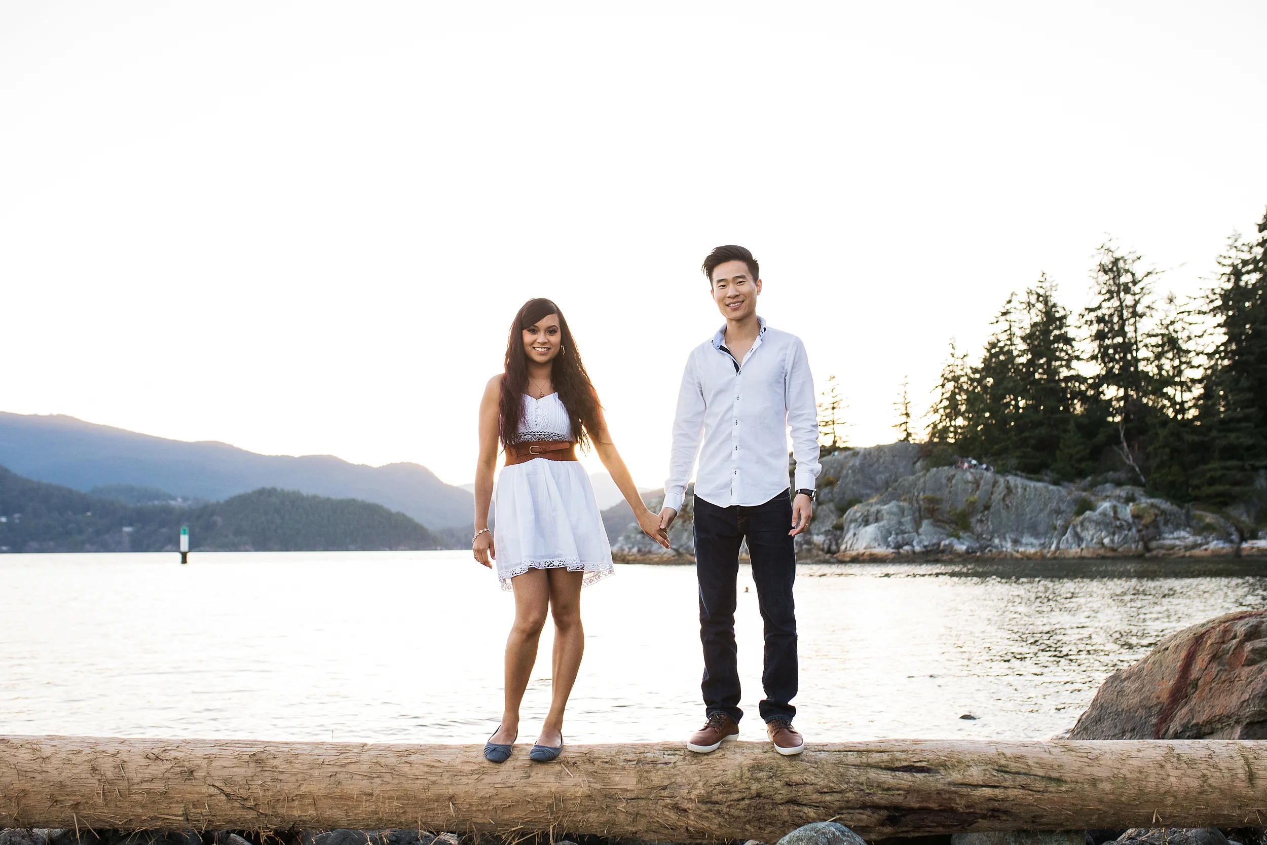 whytecliffpark-engagement_0005.jpg