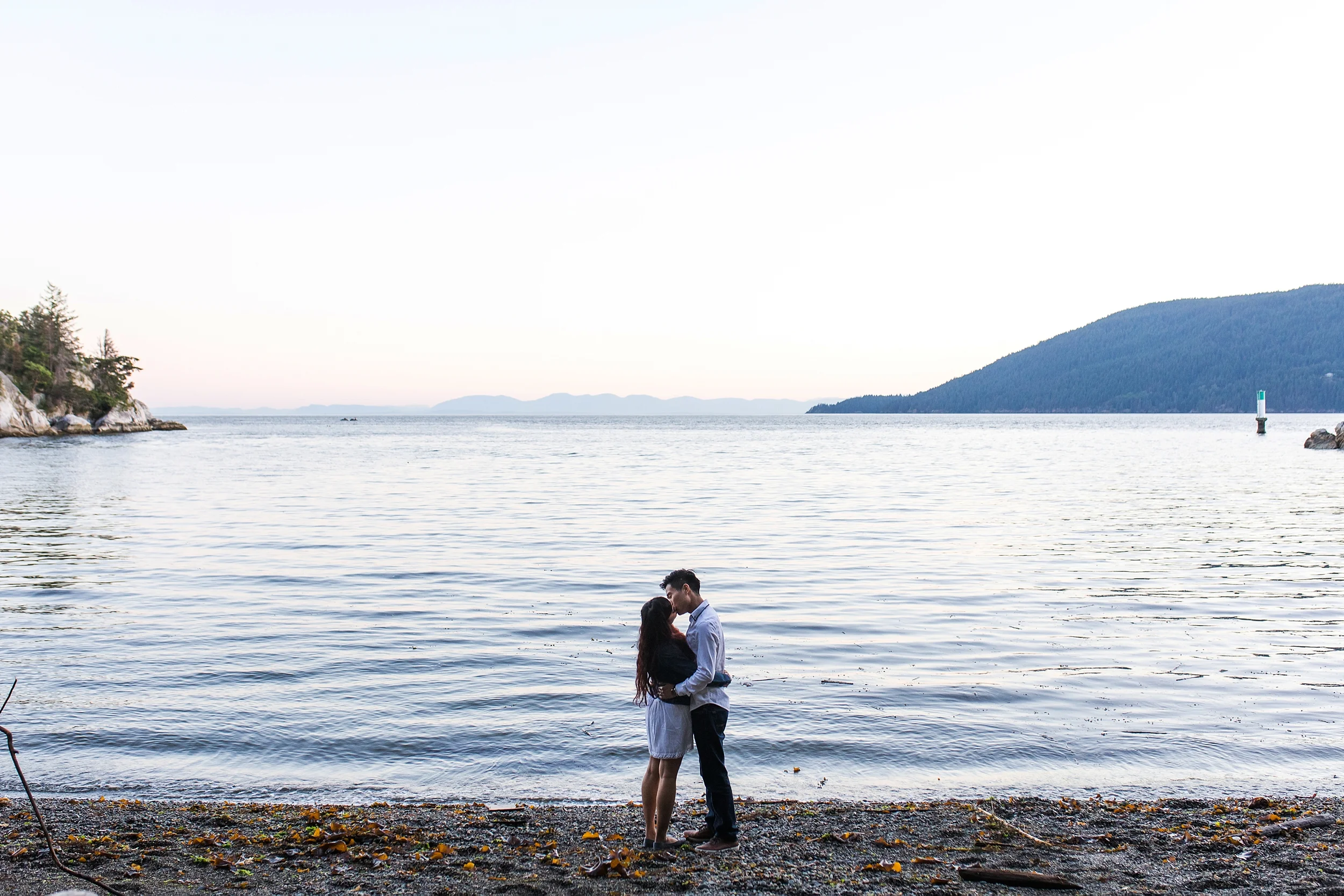 whytecliffpark-engagement_0013.jpg