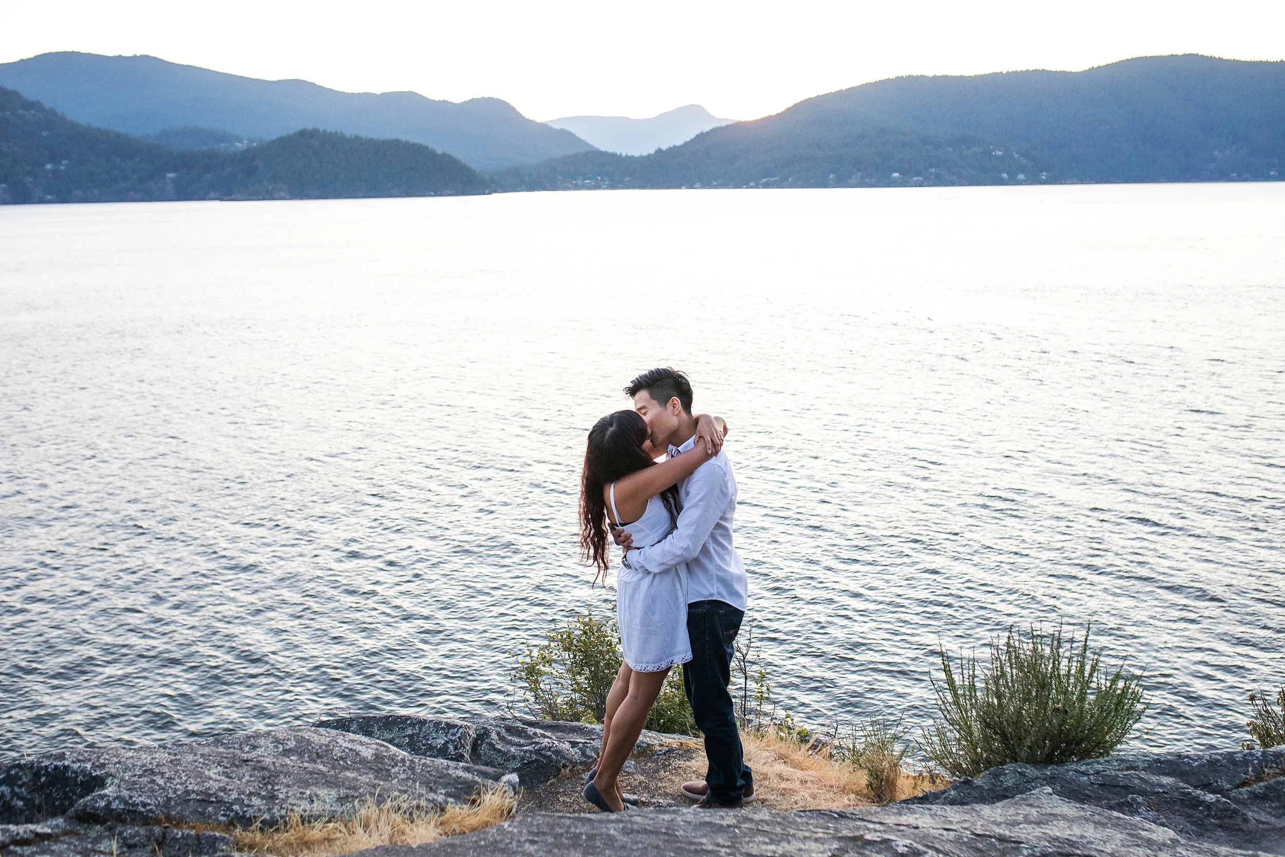 whytecliffpark-engagement_0018.jpg