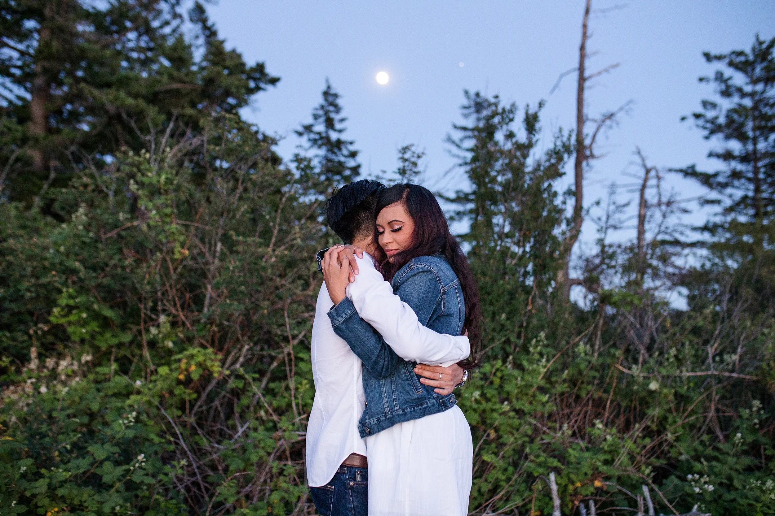 whytecliffpark-engagement_0030.jpg