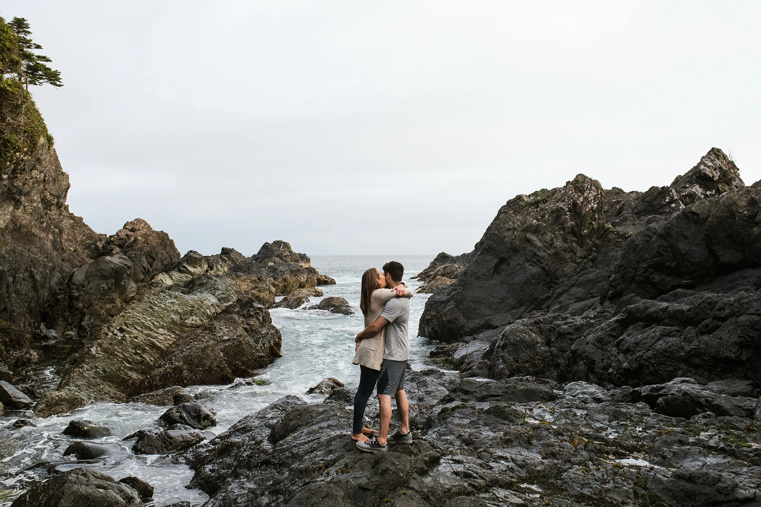 ucluelet-engagement_0010.jpg