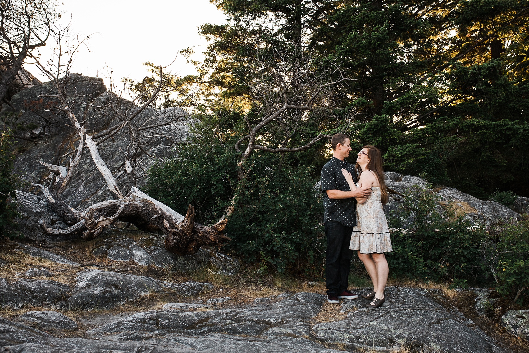 whytecliffpark-engagement_0026.jpg