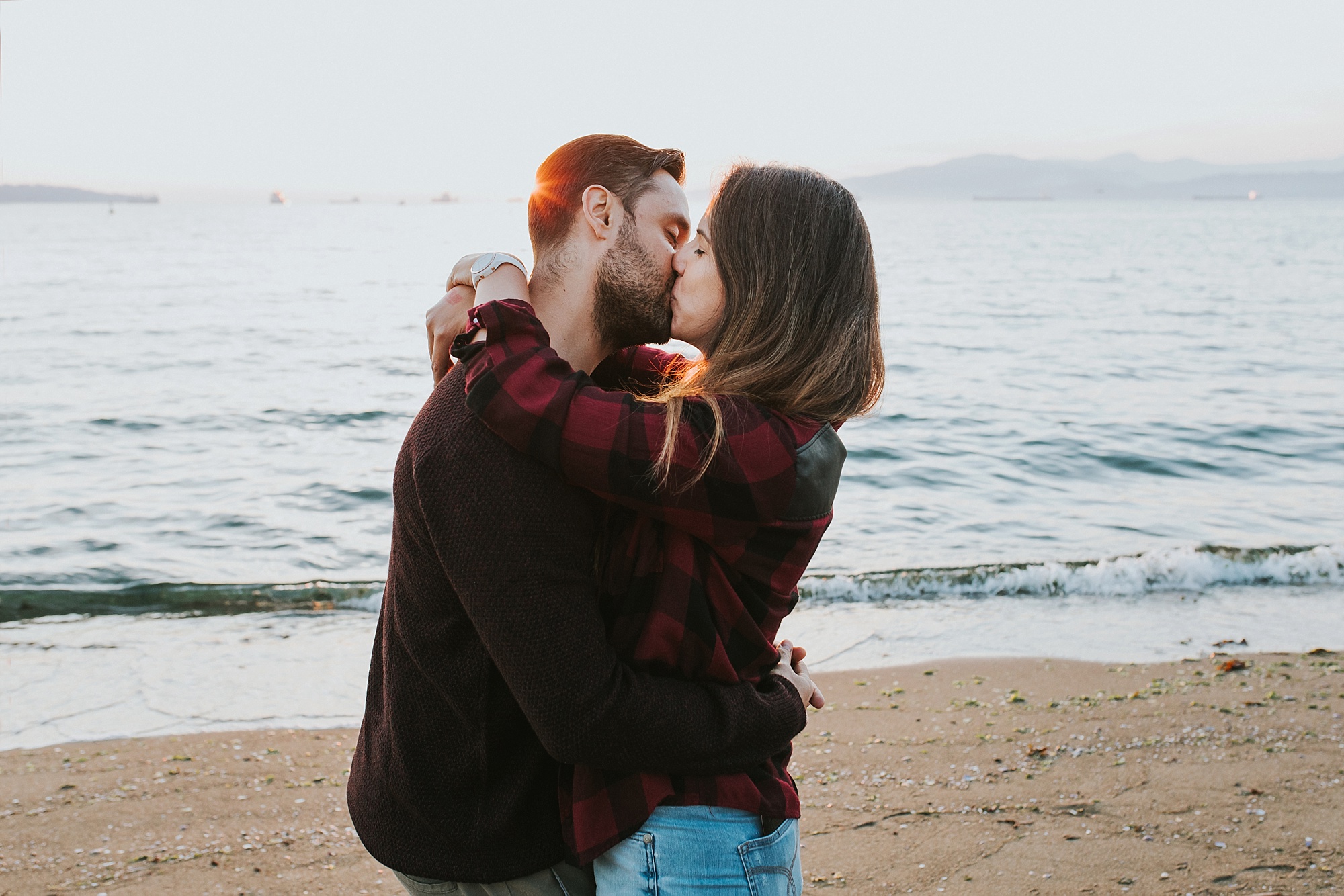 vancouver-englishbay-engagementphotos_0004.jpg