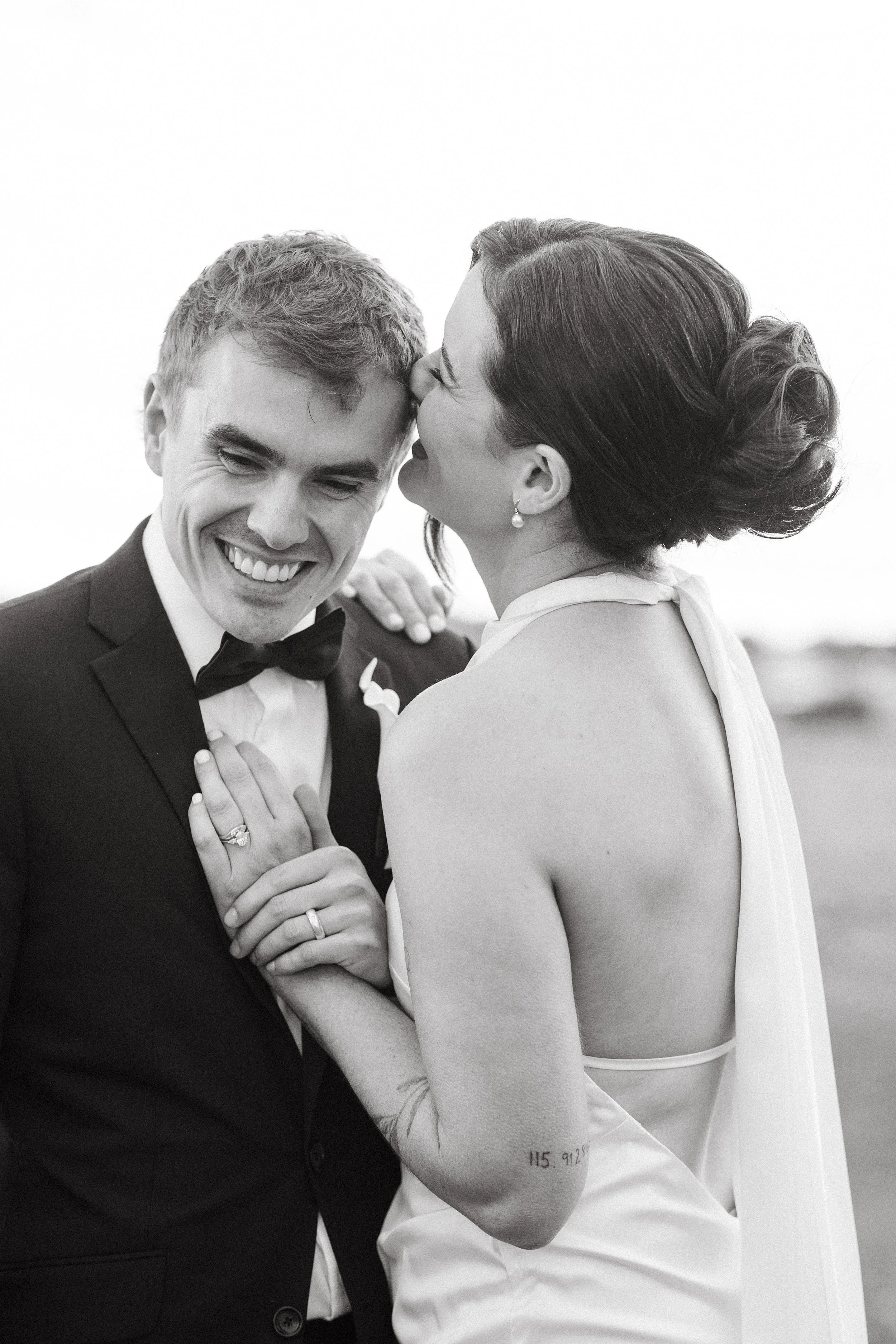 elegant wedding pose 