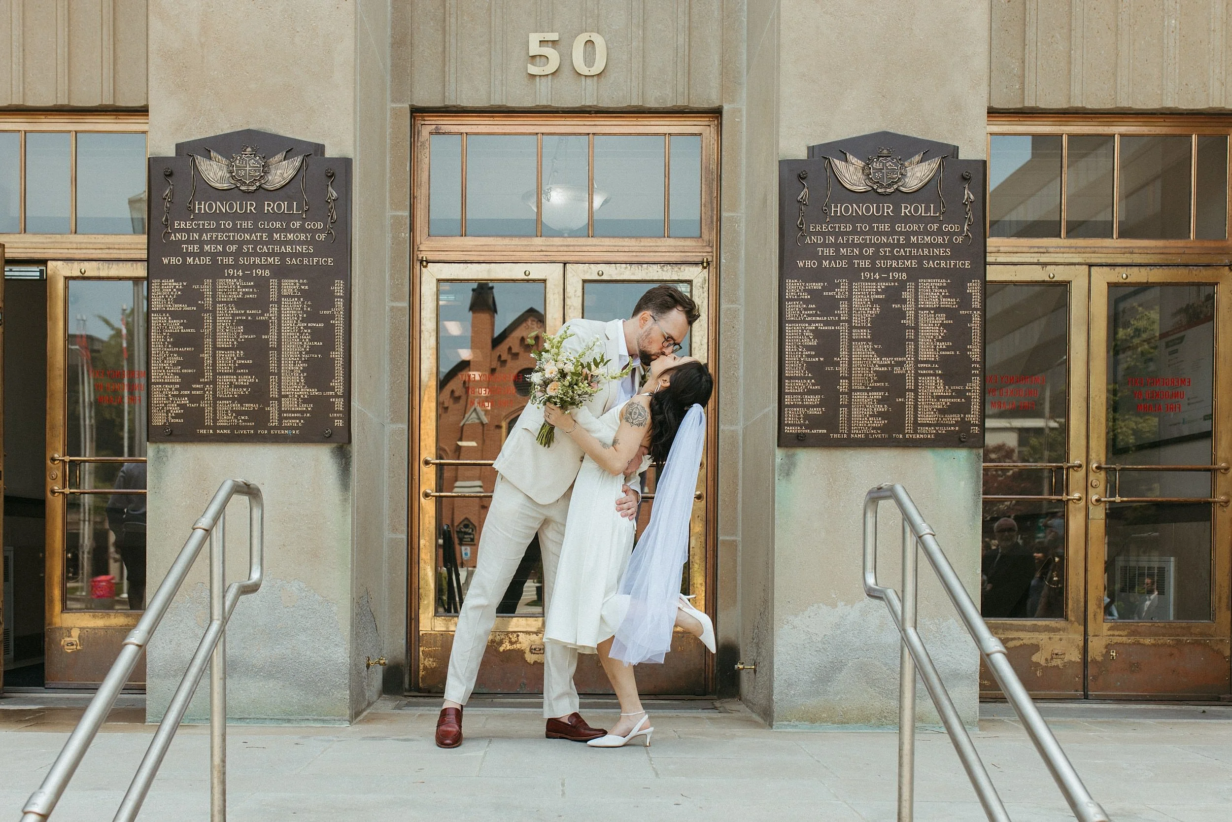 cityhallwedding-stcatharinesphotographer_0019.jpg